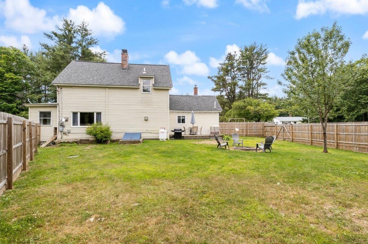 10 Gulf Rd, Greenfield, NH 03047