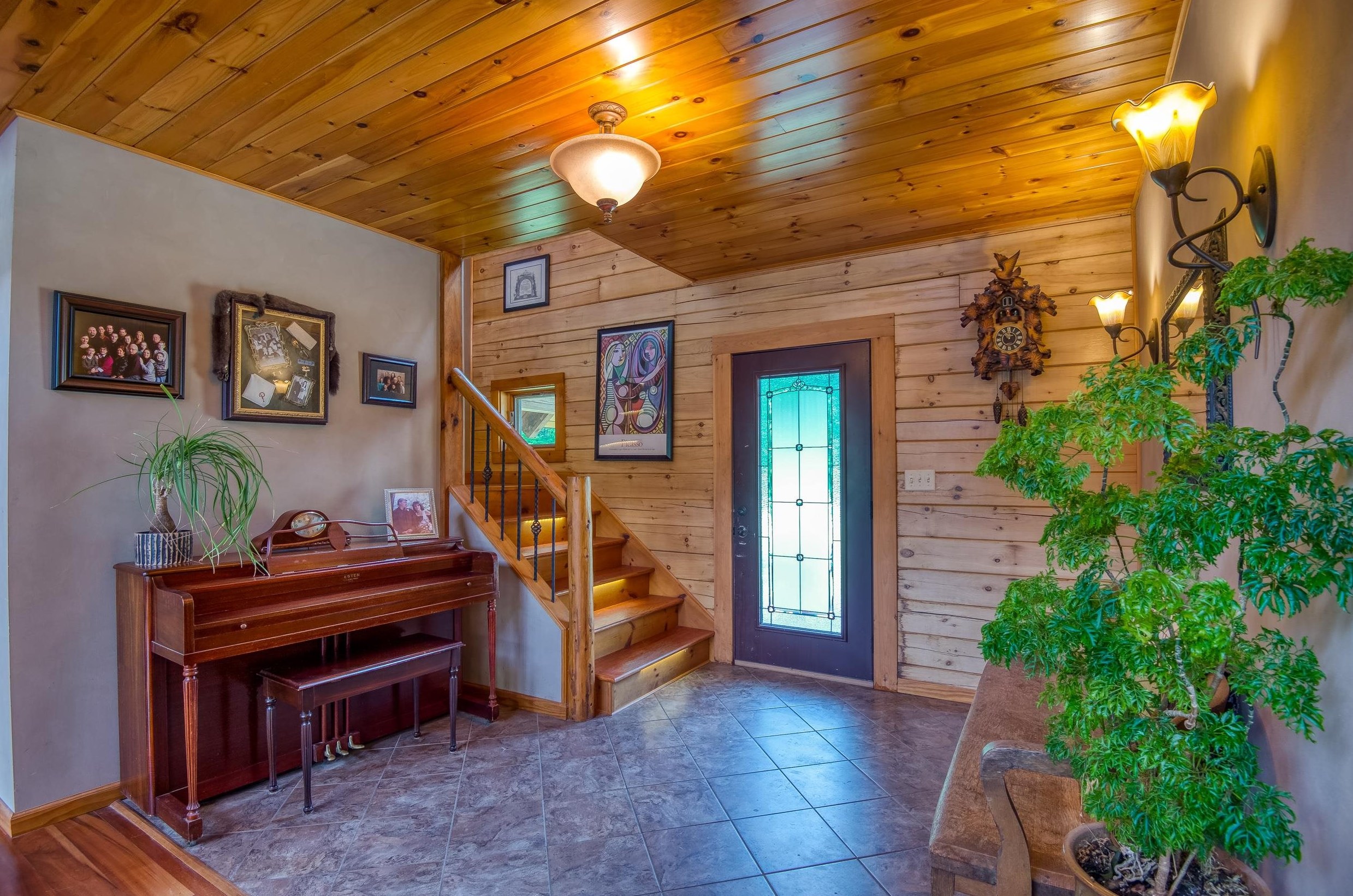 99 Fawn Rd, Carroll, NH 03598