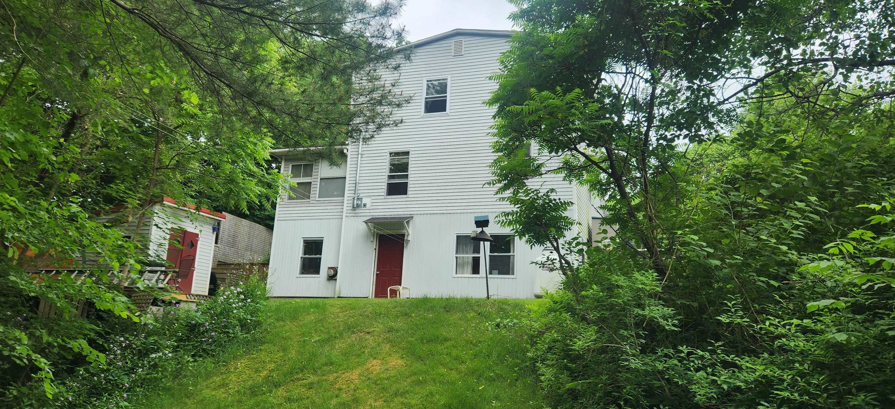 521 Washington St, Keene, NH 03431-2045