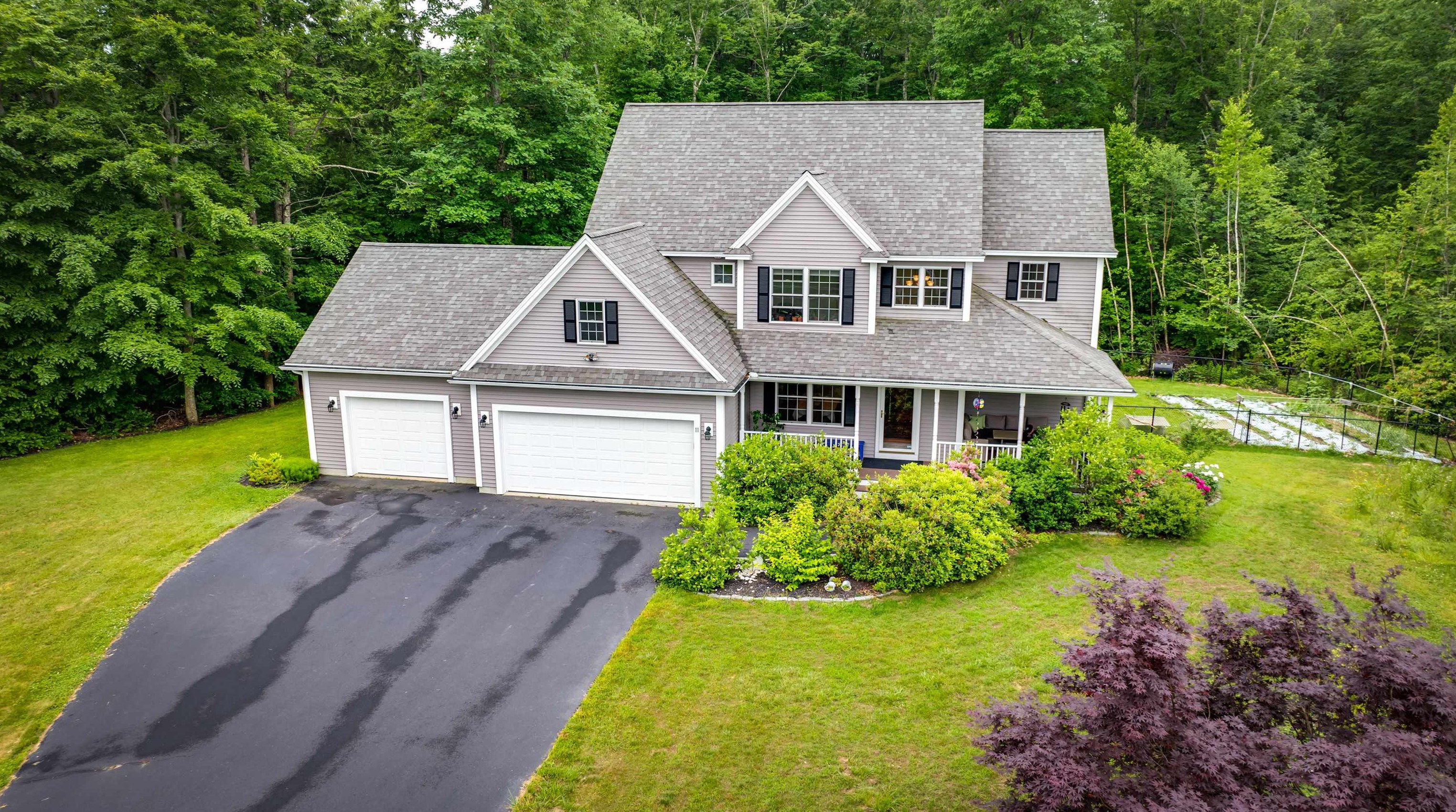 11 Laredo Ln, Rochester, NH 03868