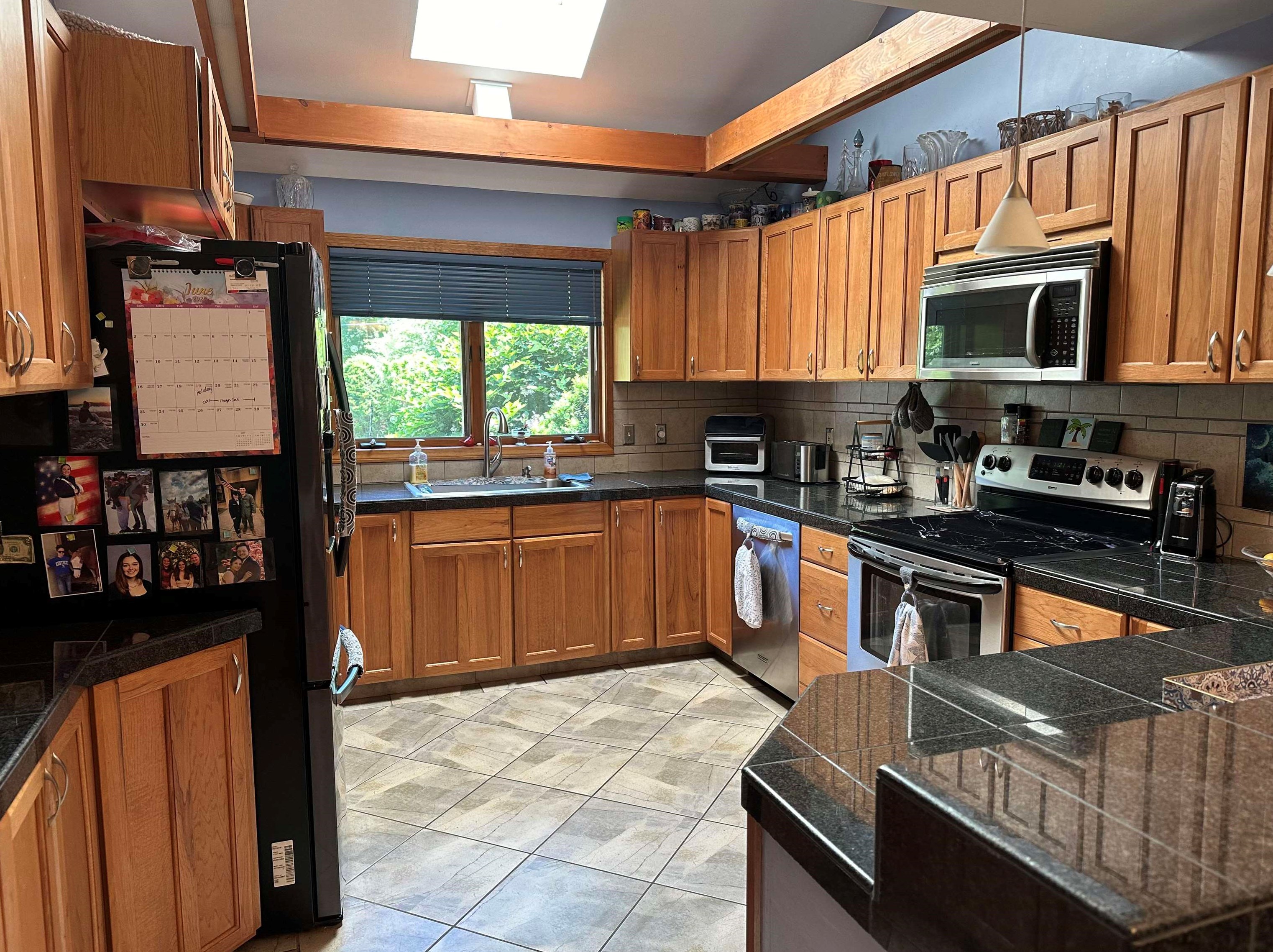 69 Lake St, Salem, NH 03079