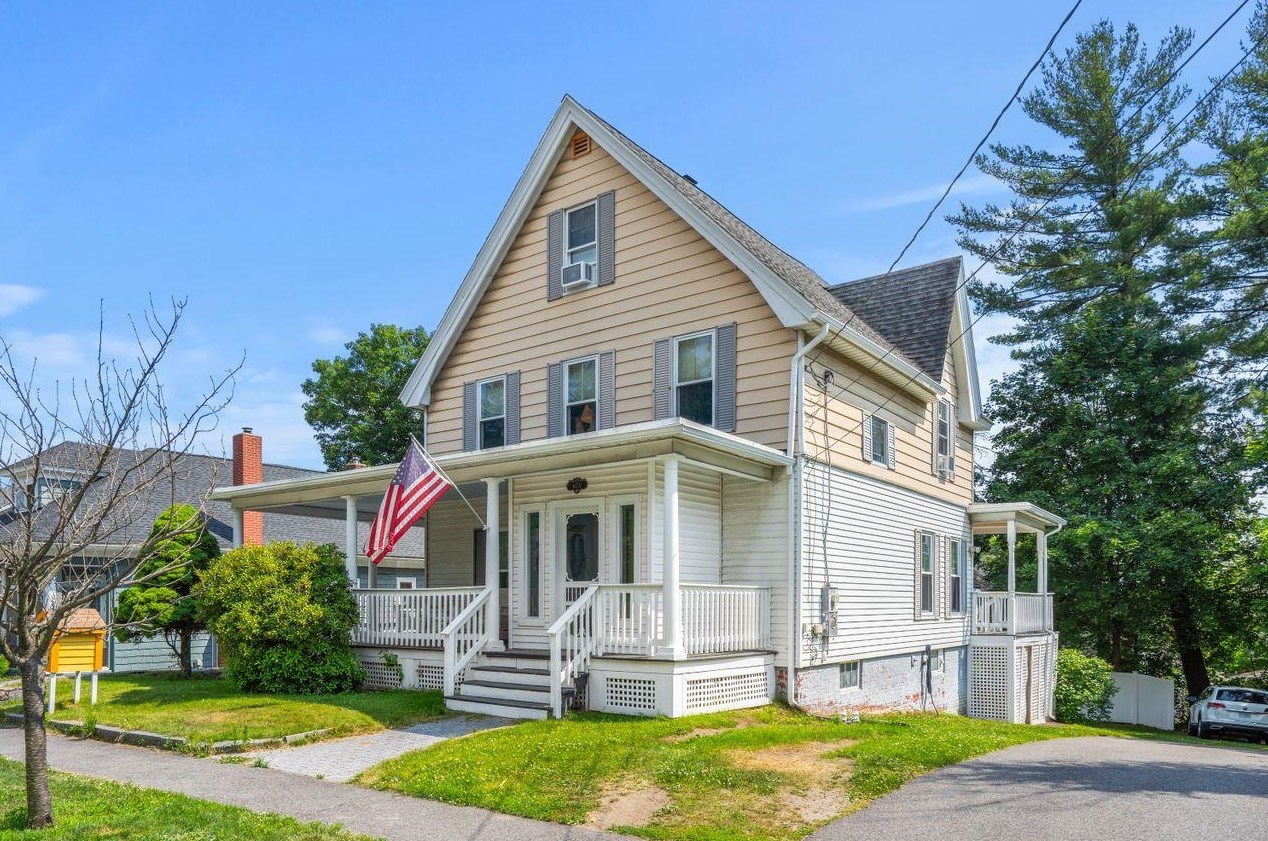 603 Hanover St, Manchester NH  03104-5307 exterior