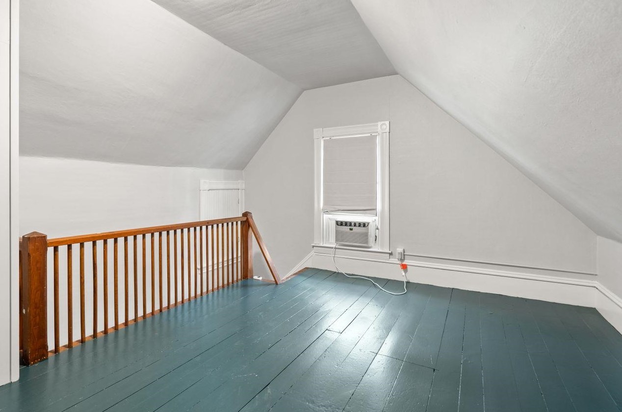 603 Hanover St, Manchester NH  03104-5307 exterior