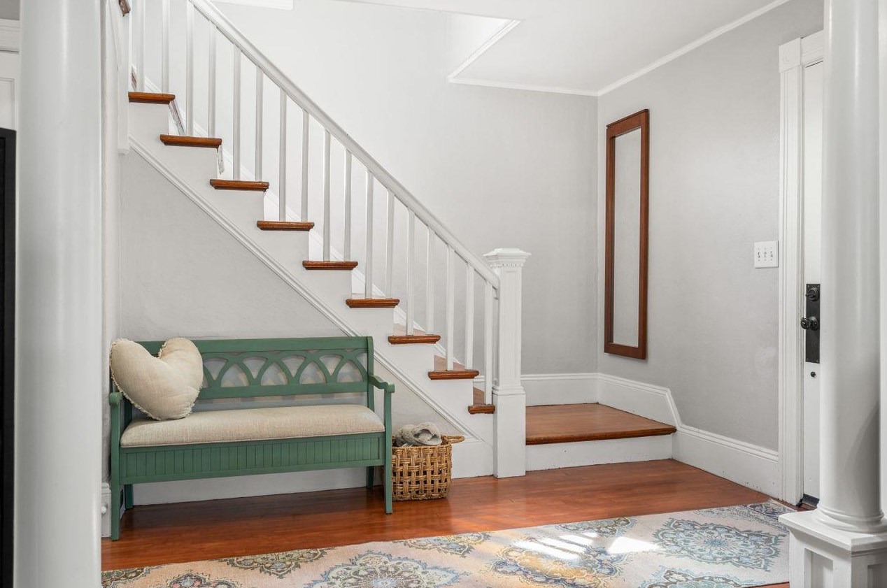 603 Hanover St, Manchester NH  03104-5307 exterior