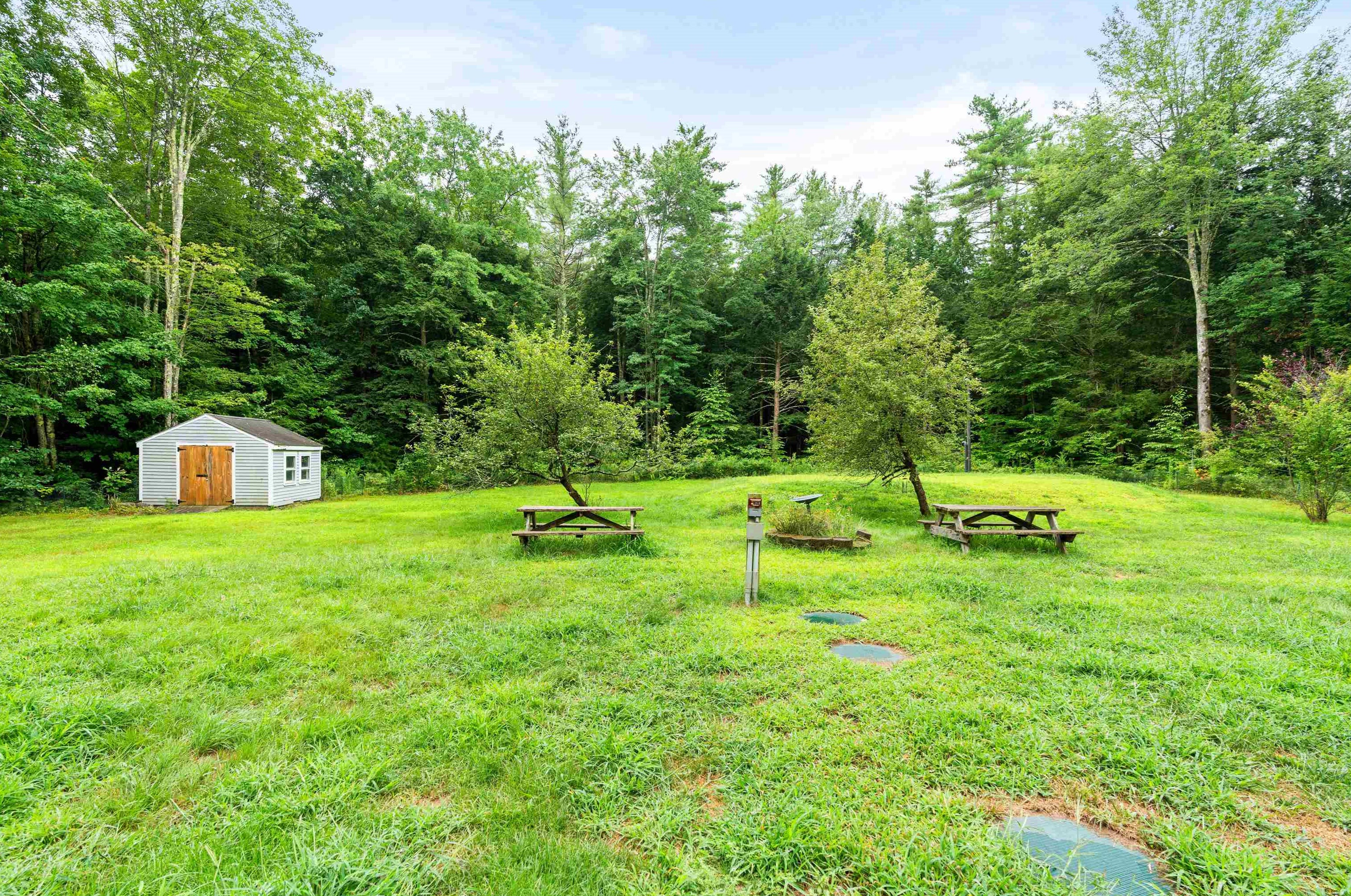19 Gerrish Dr, Nottingham, NH 03290