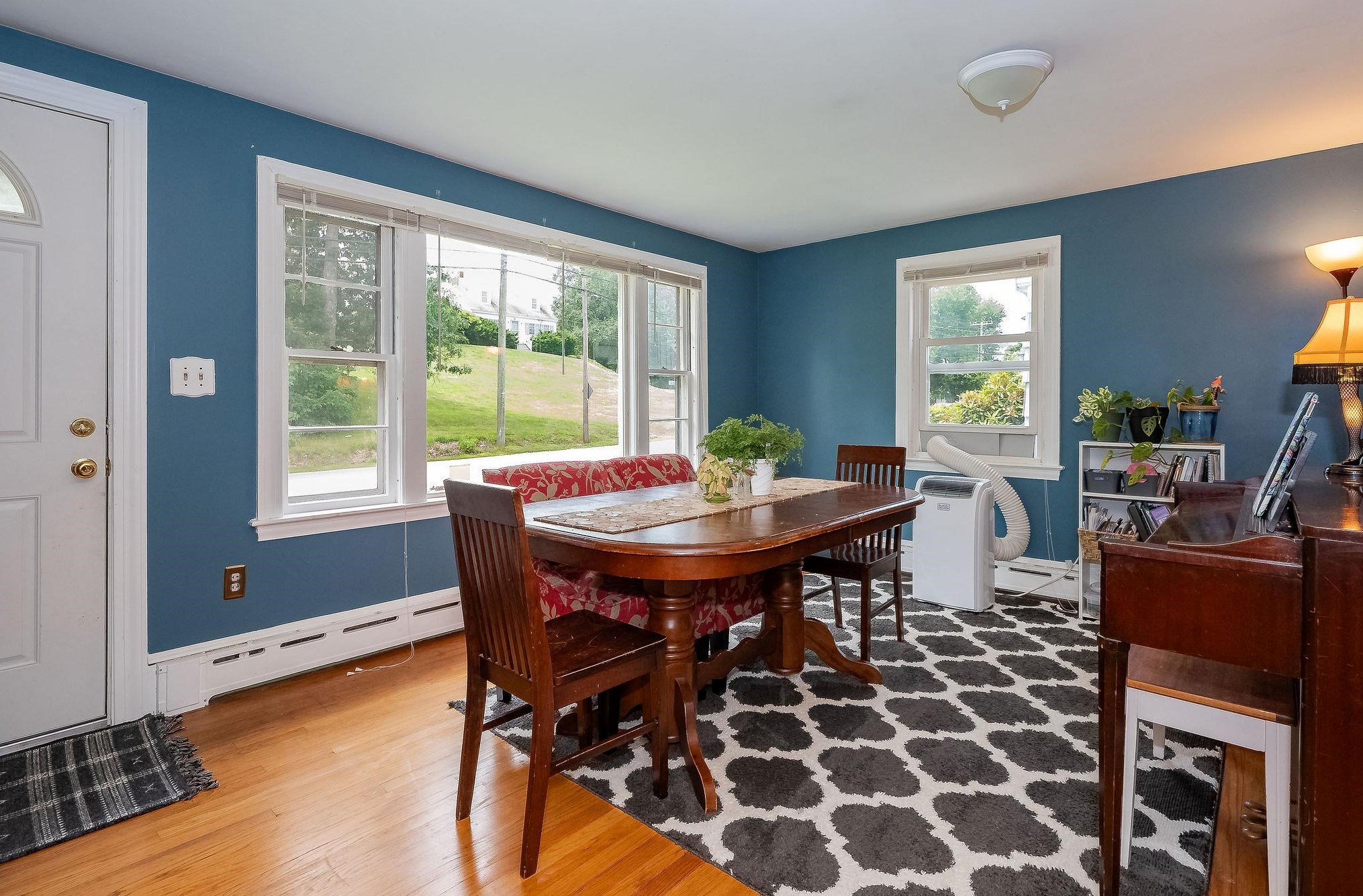 14 Dover Point Rd, Dover, NH 03820