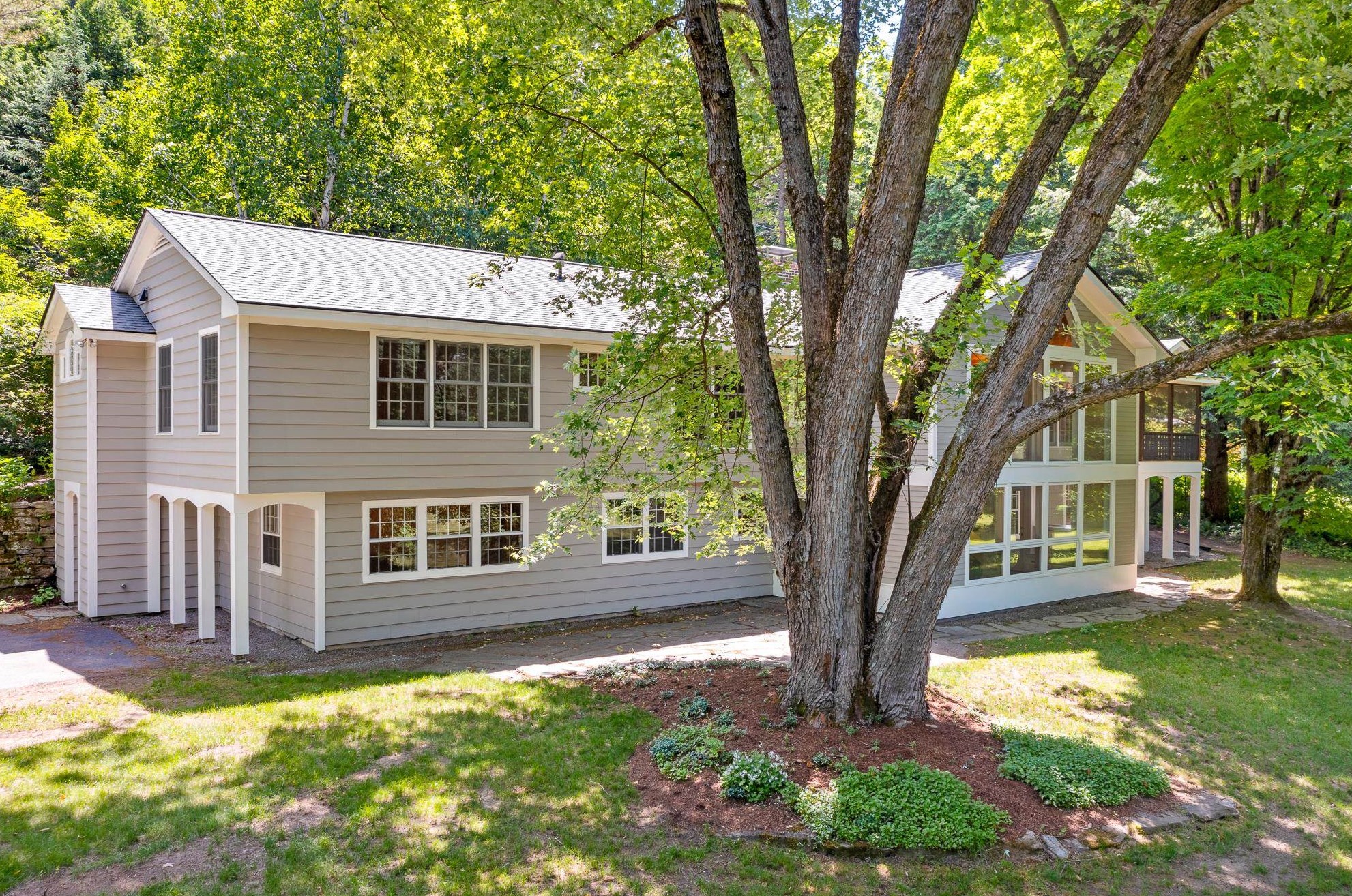 32 Rip Rd, Hanover, NH 03755