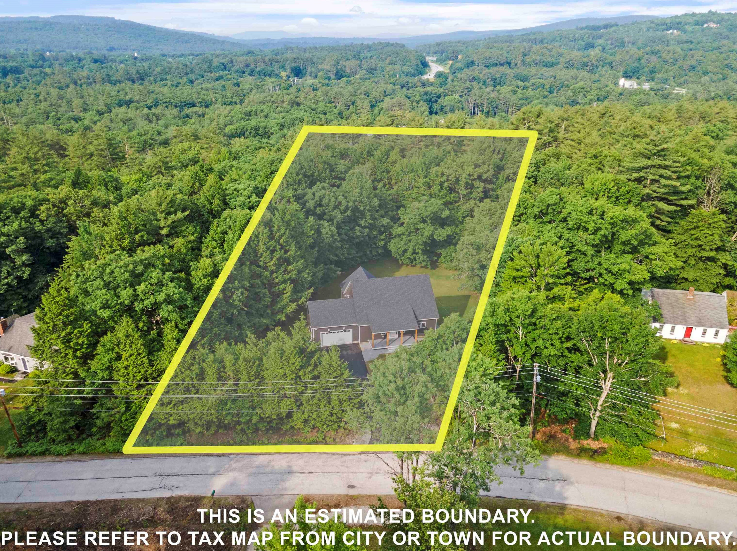177 Tanglewood Dr, Henniker, NH 03242