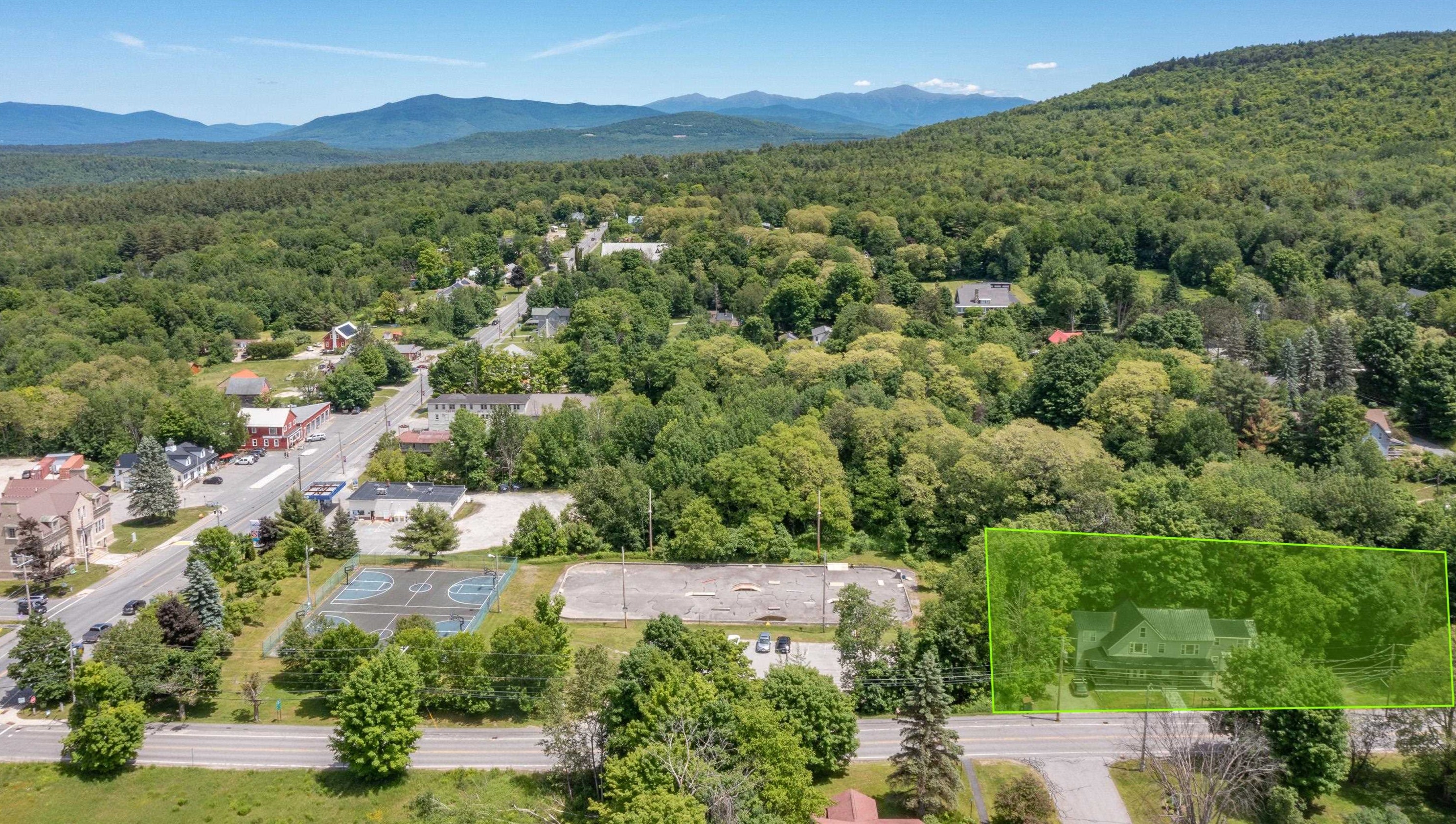 53 Agassiz St, Bethlehem, NH 03574