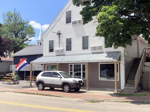 36 Mill St, Tuftonboro, NH 03894