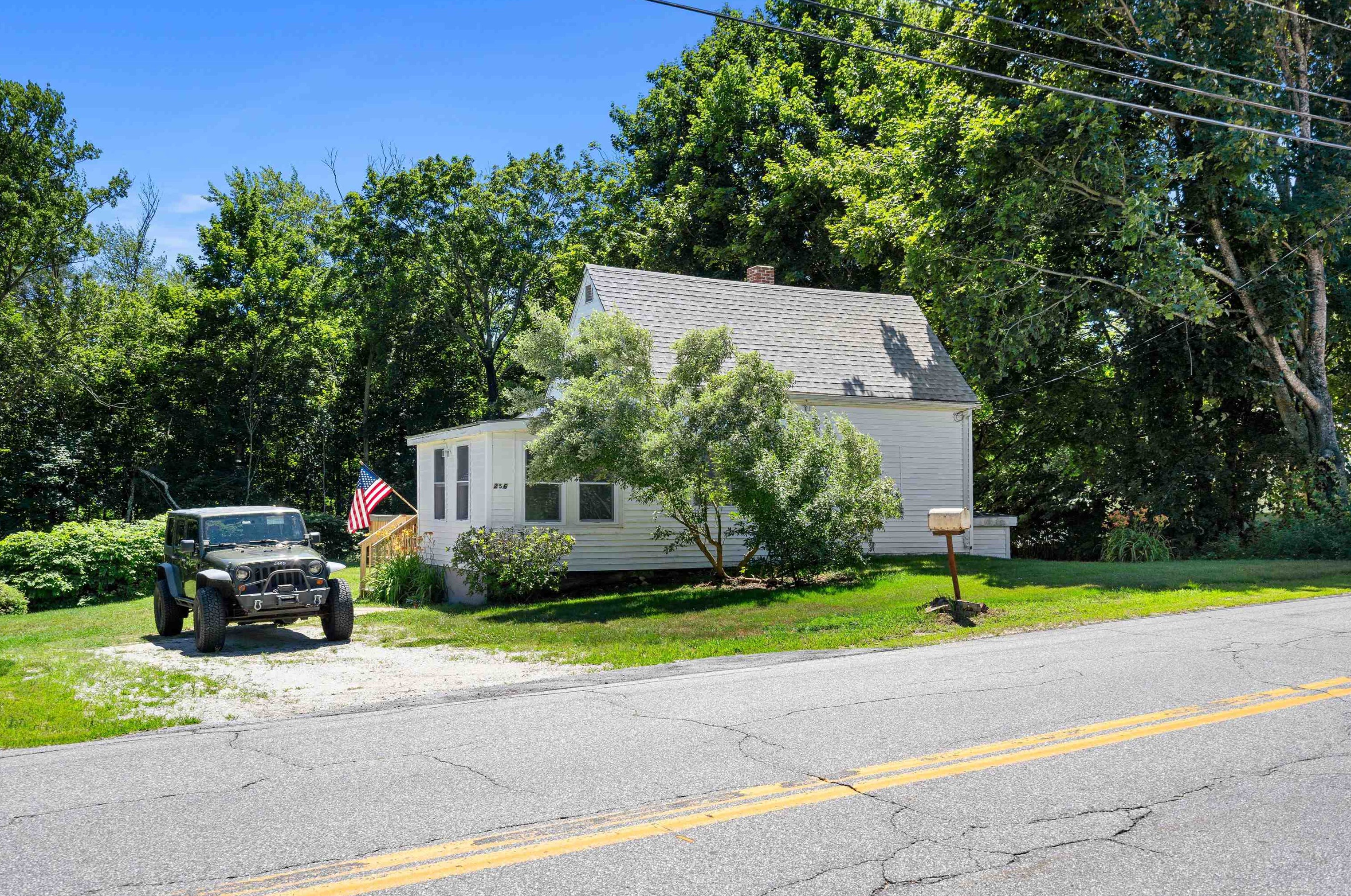 256 Loudon Rd, Pittsfield, NH 03263