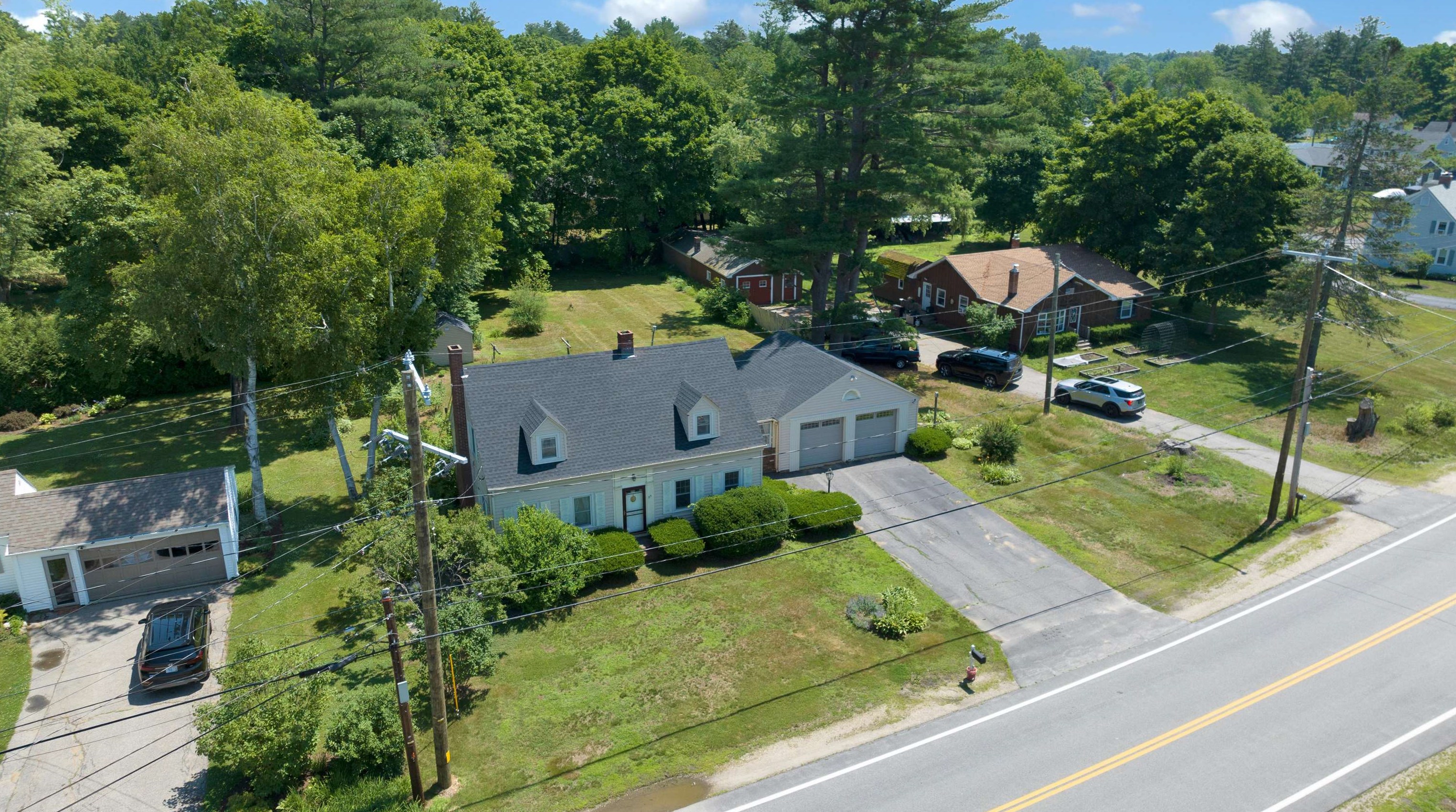 35 Old Rochester Rd, Dover, NH 03820