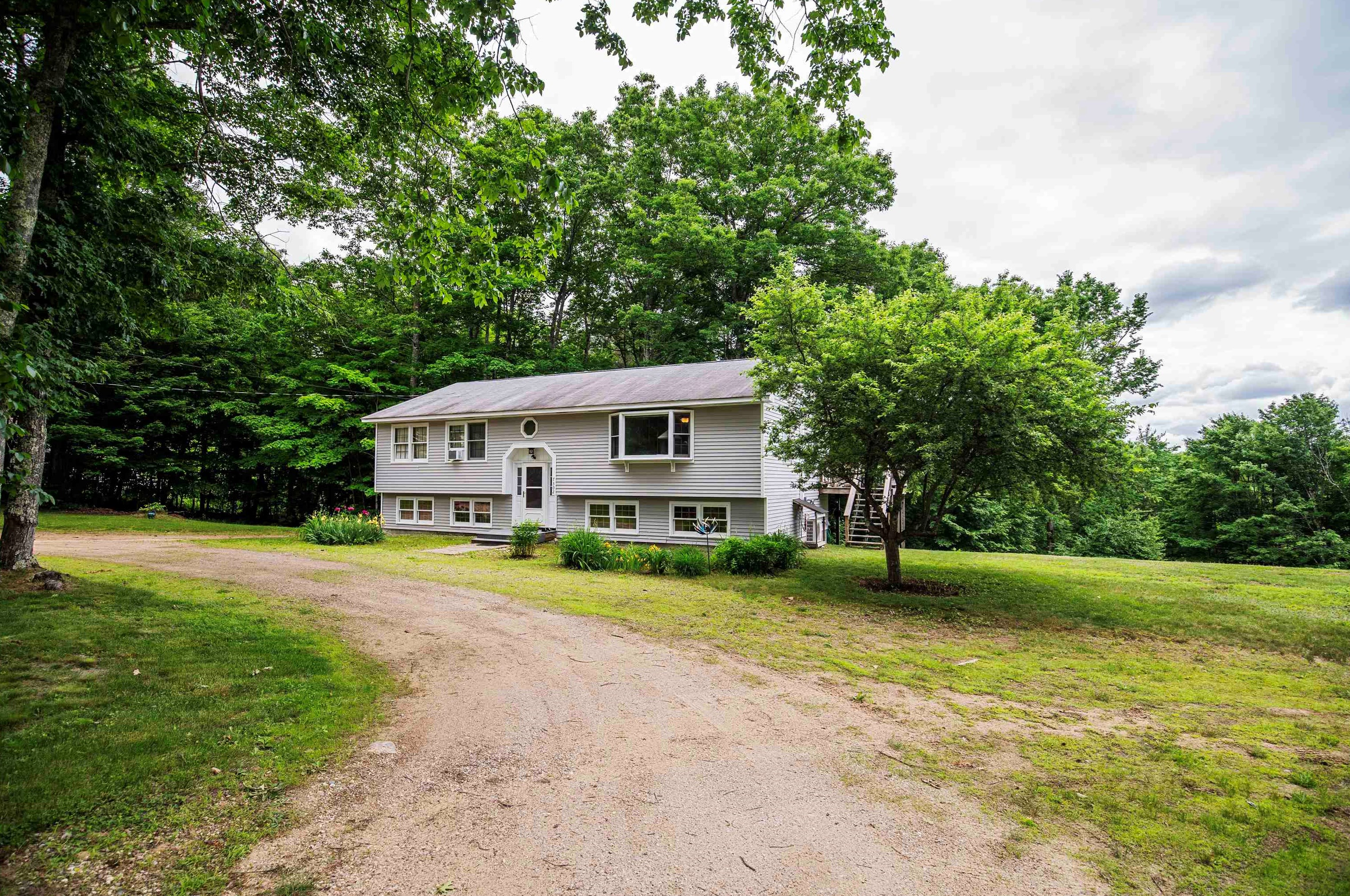 7302 Currier Rd, Concord, NH 03307 exterior