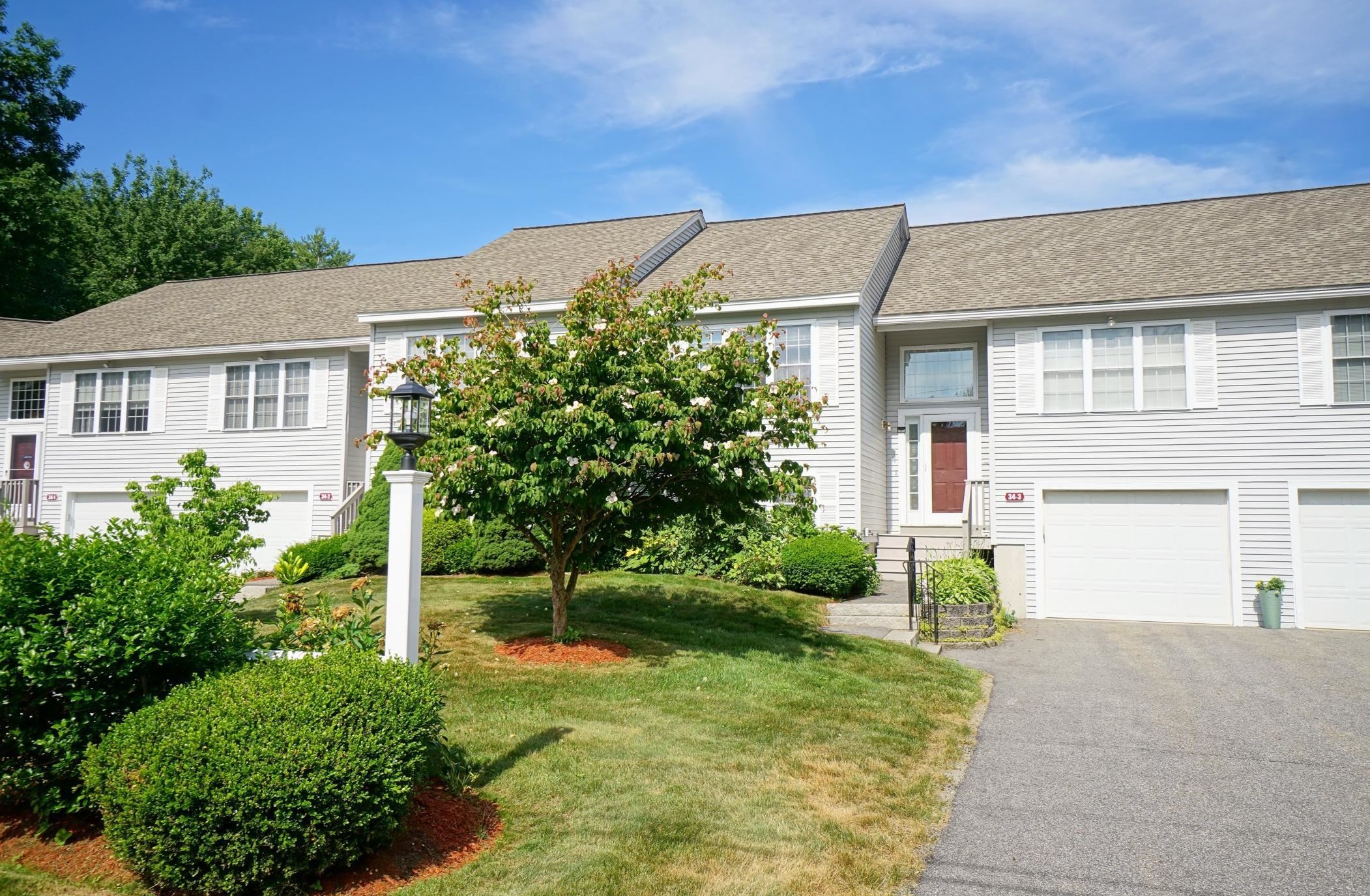 34 Norfolk St #3, Hampstead, NH 03841