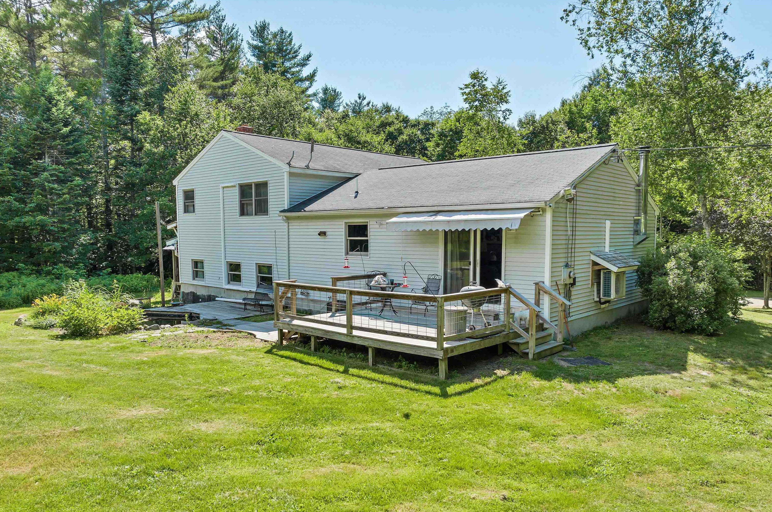 122 Mountain Rd, Tuftonboro, NH 03816