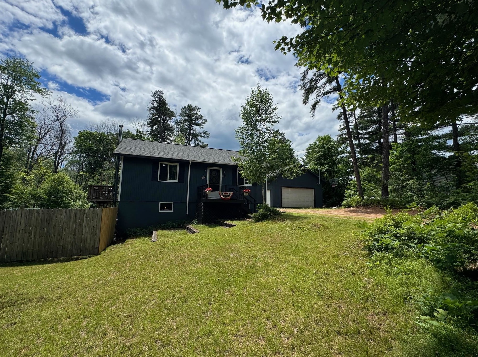 350 E Shore Dr, Madison, NH 03875