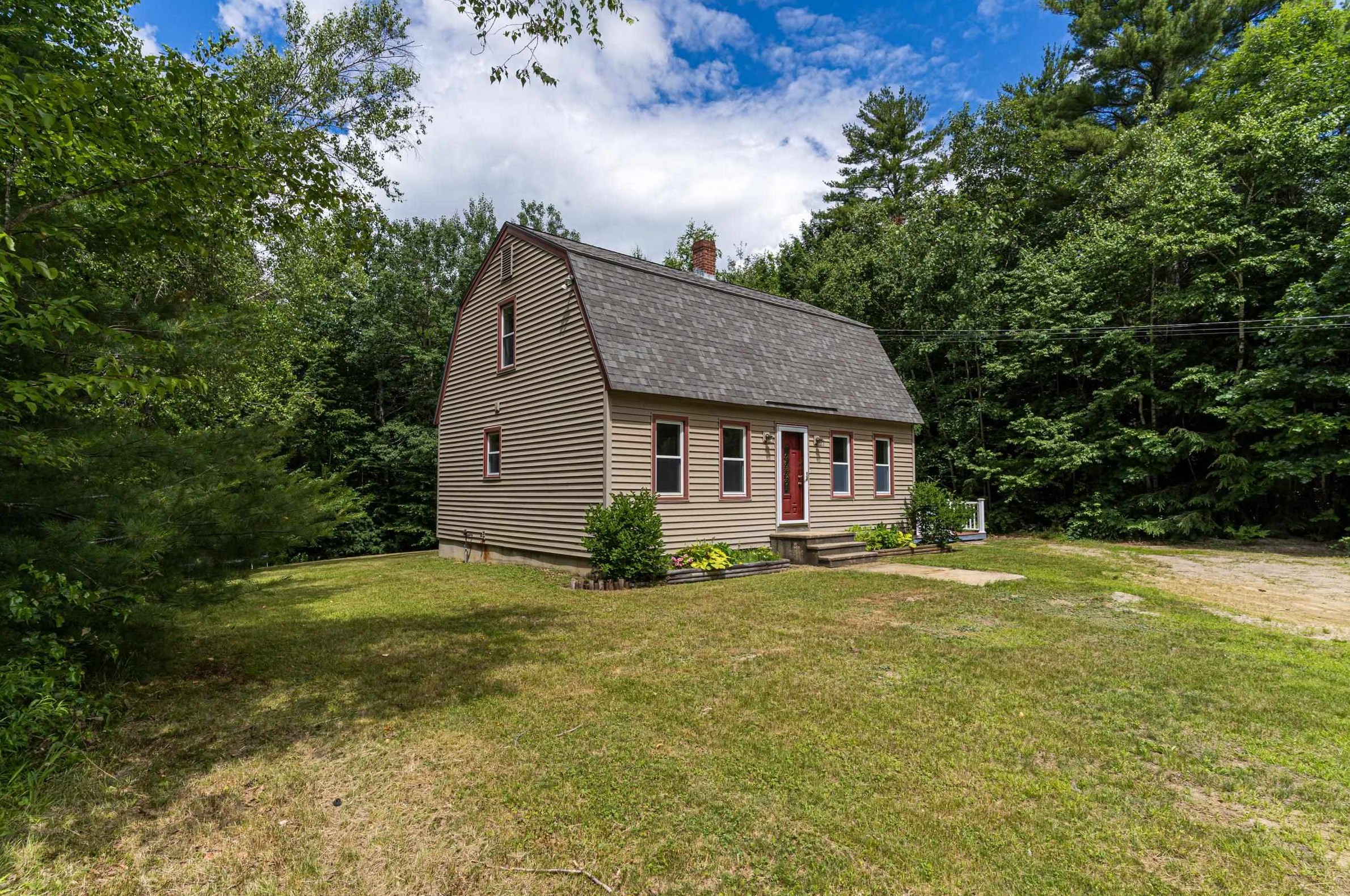 72 Harvey Lake Rd, Northwood, NH 03261