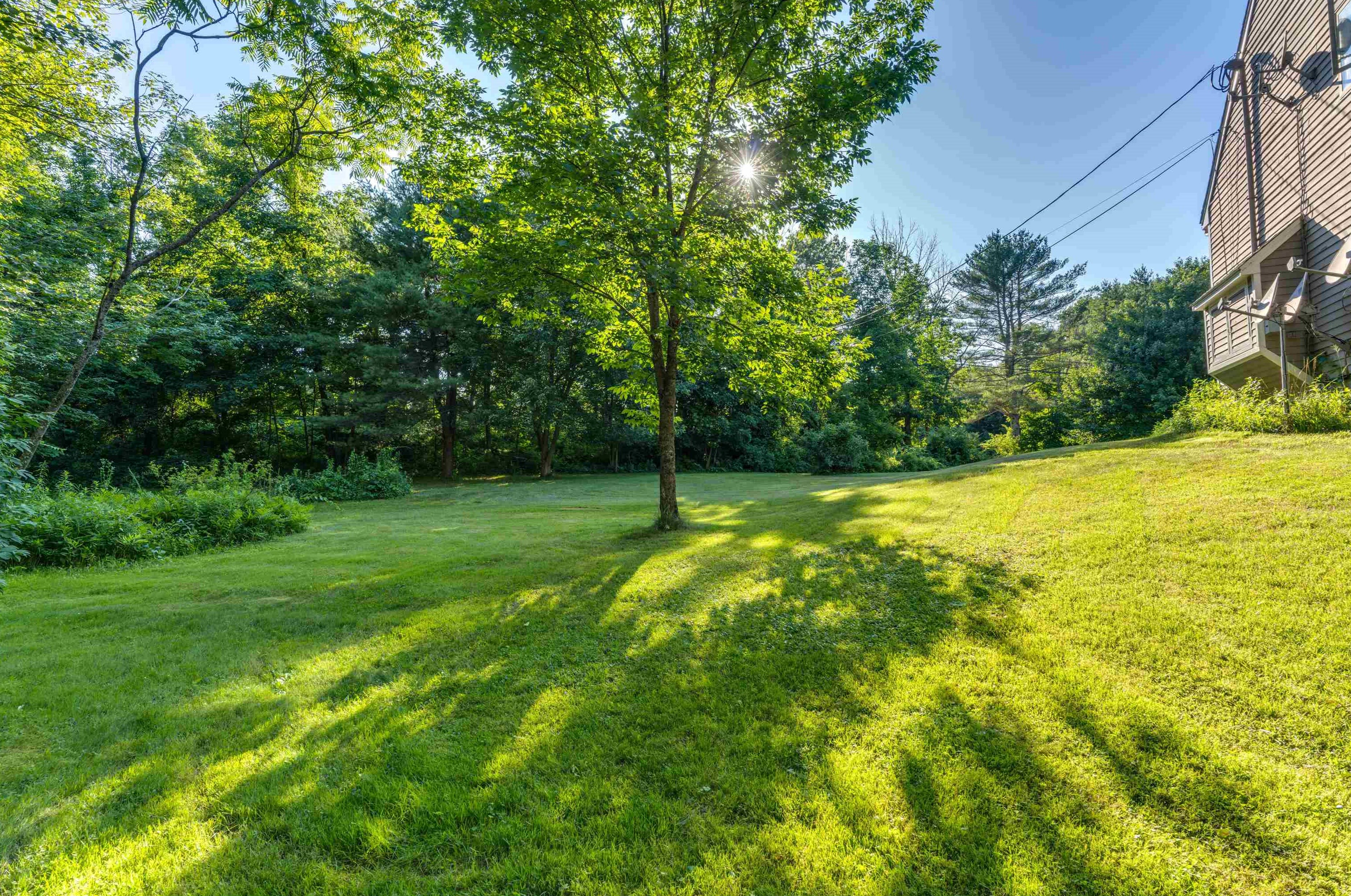 1102 Montalona Rd #b, Goffstown, NH 03046