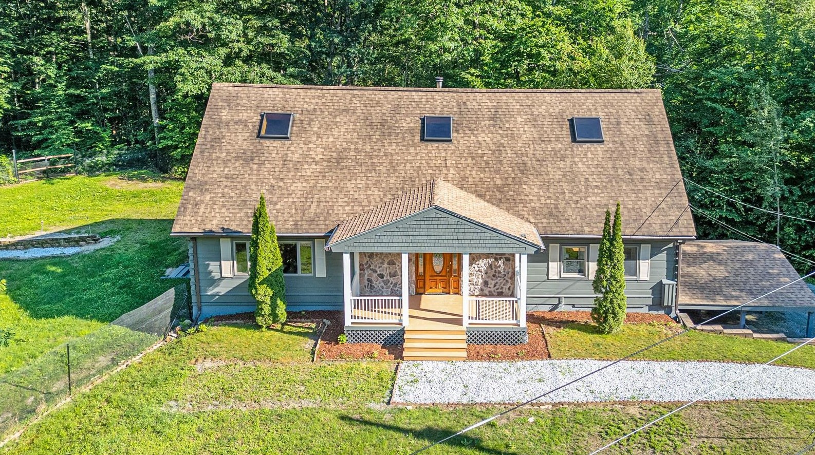 77 Haverhill Ln, Landaff, NH 03785
