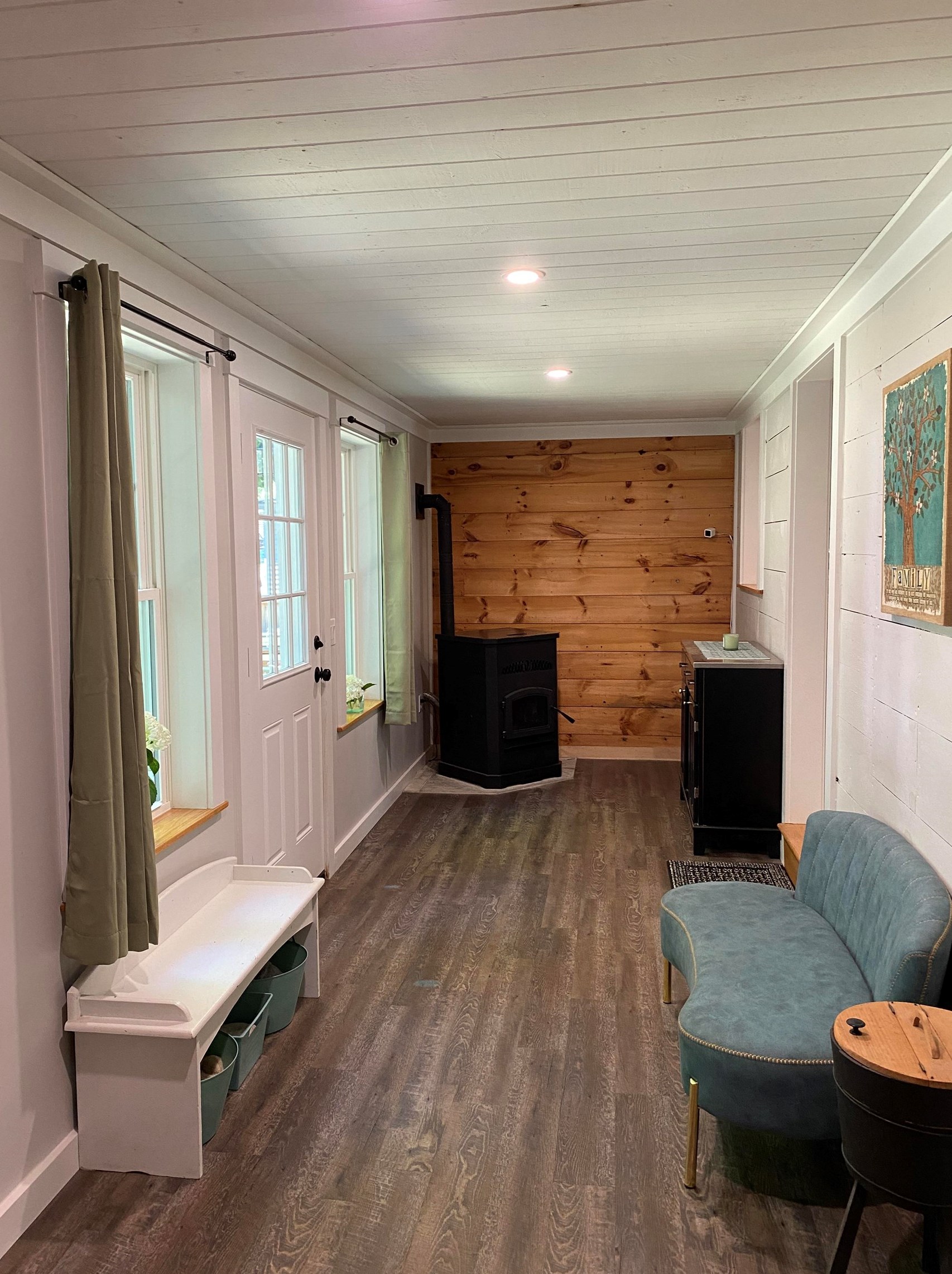4 Kimball St, Allenstown, NH 03275