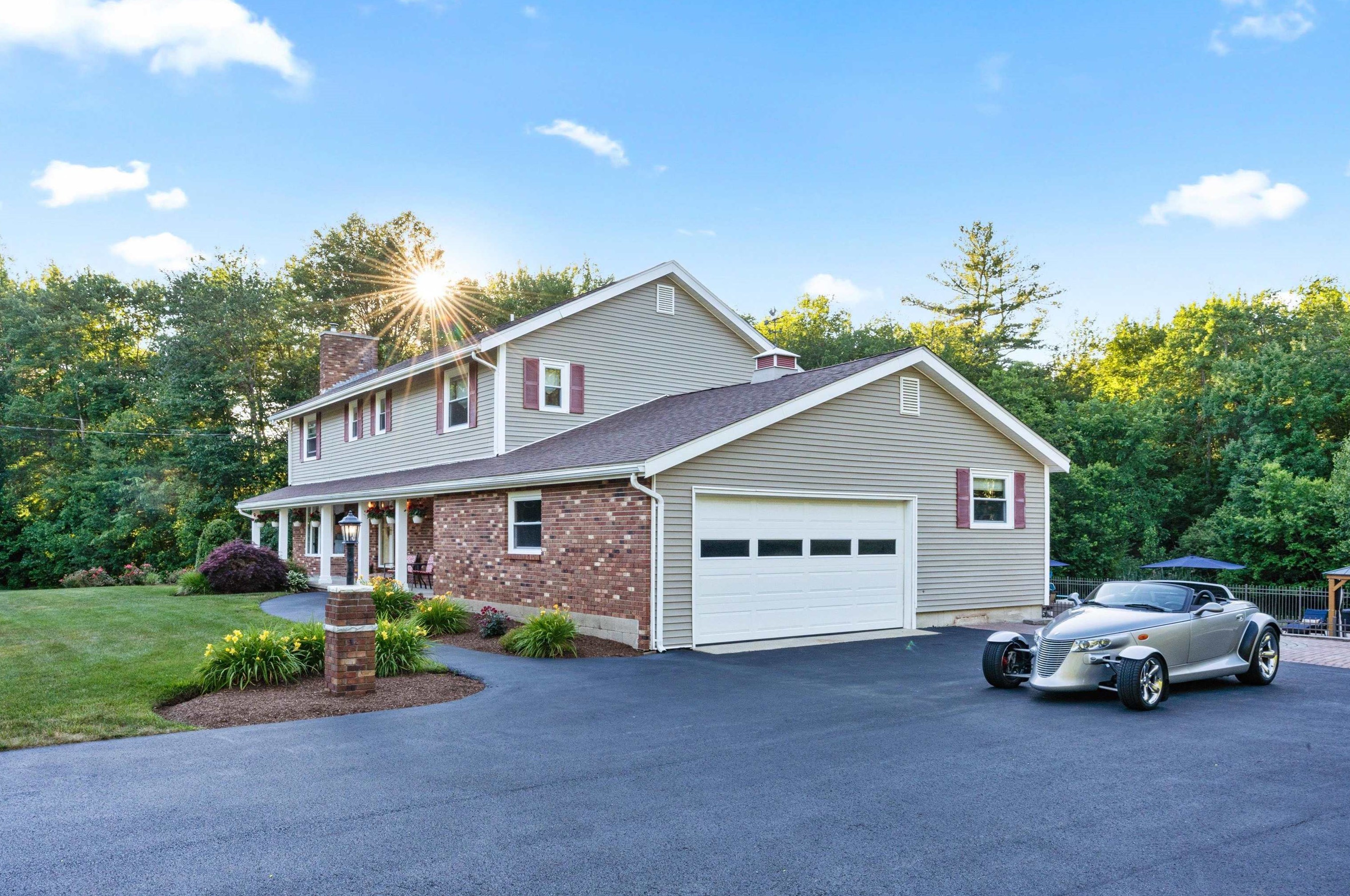 2 Tallant Rd, Pelham, NH 03076