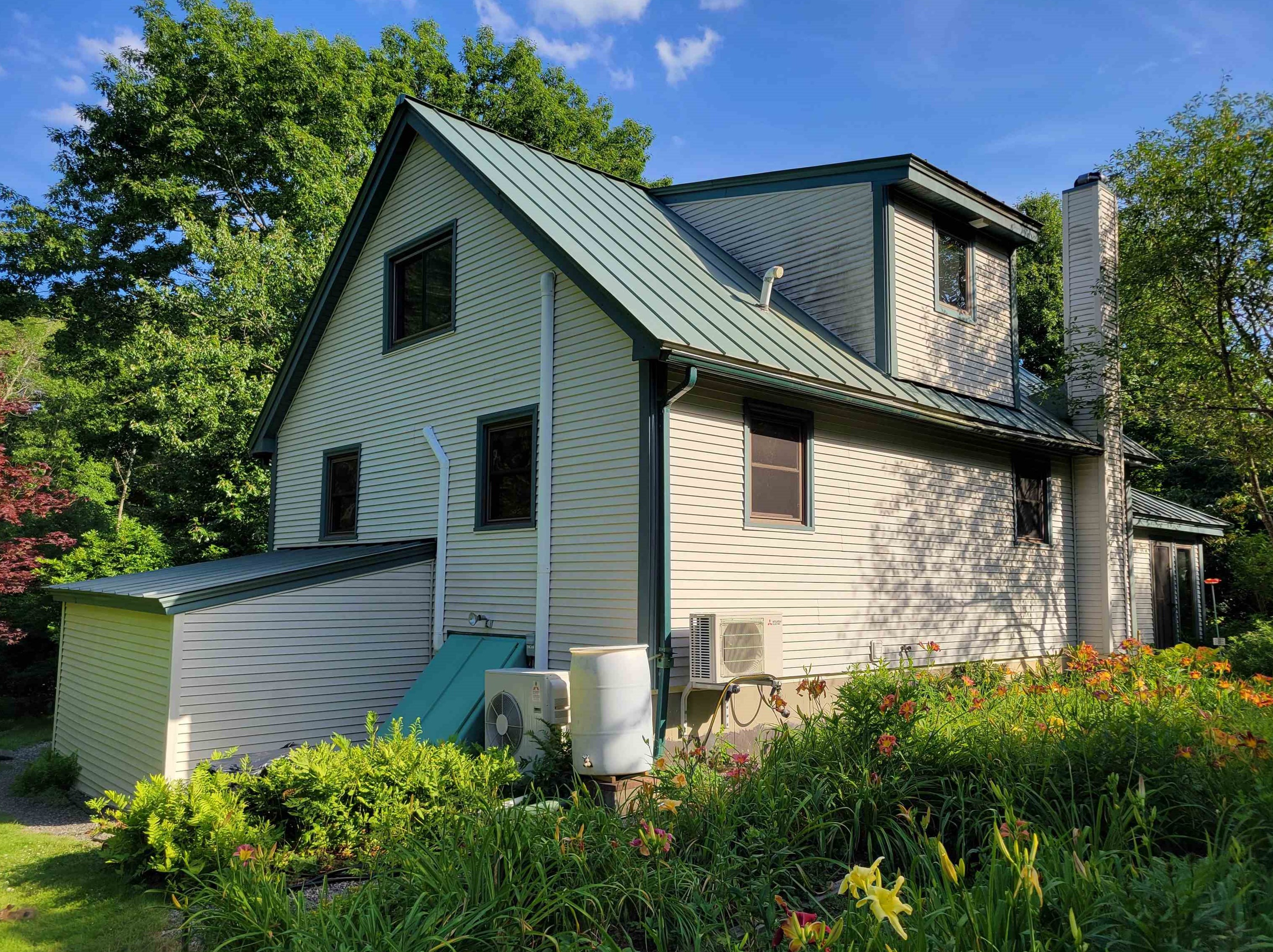 380 Greenleaf Ave, Portsmouth, NH 03801-5370