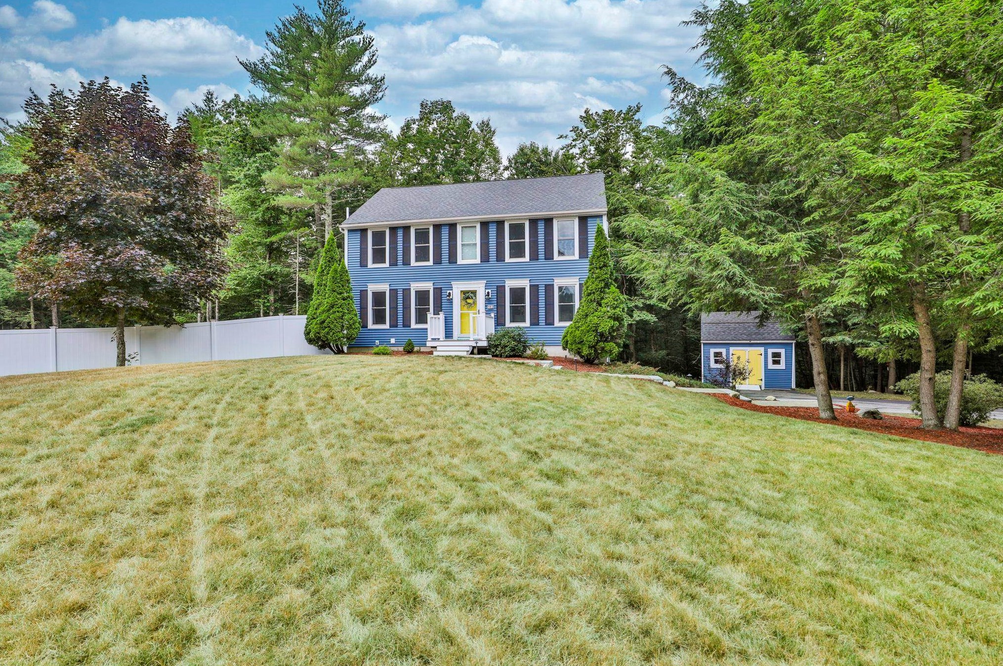 113 Farview Dr, Danville, NH 03819