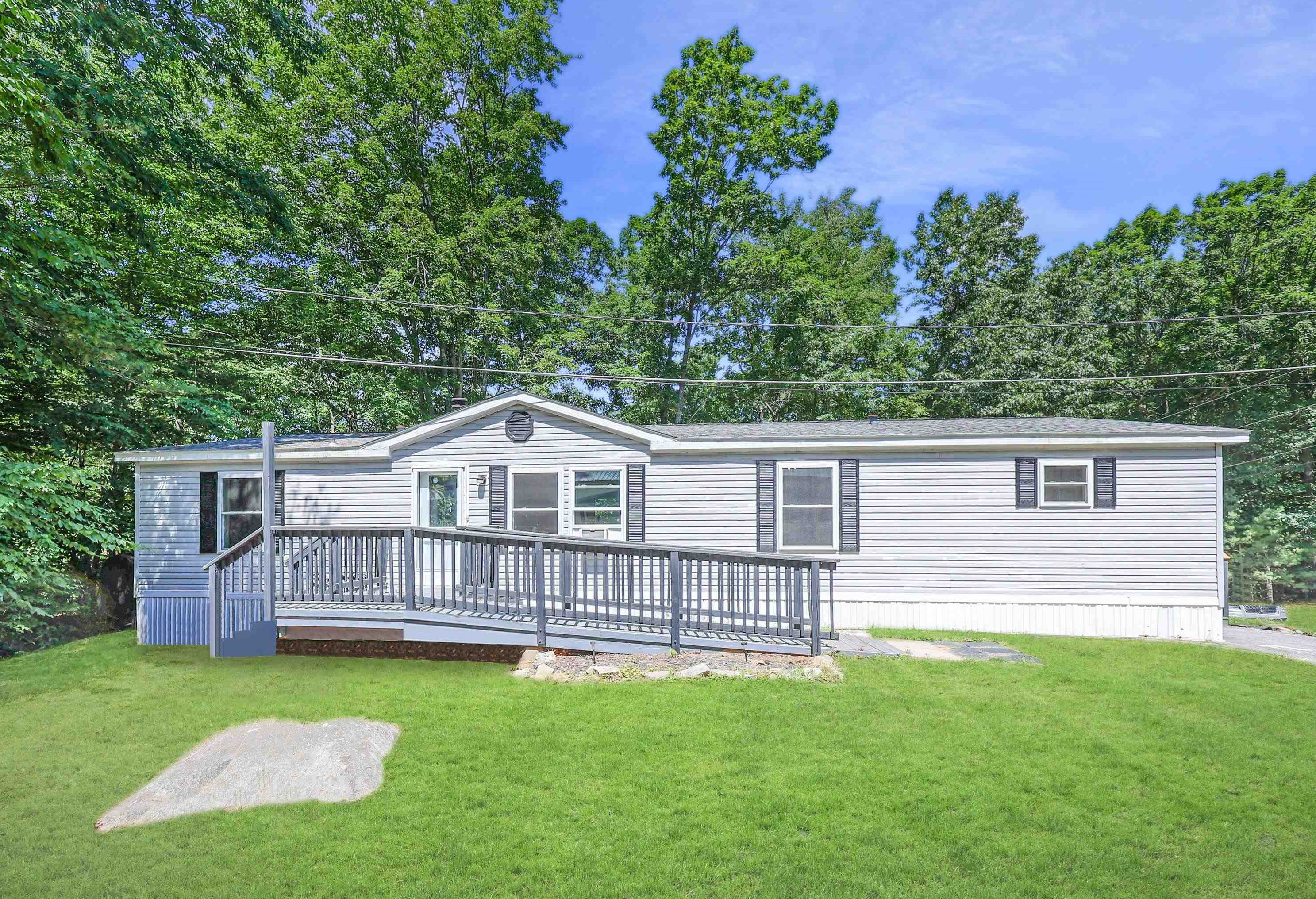 34 Fullam Cir, Allenstown, NH 03275