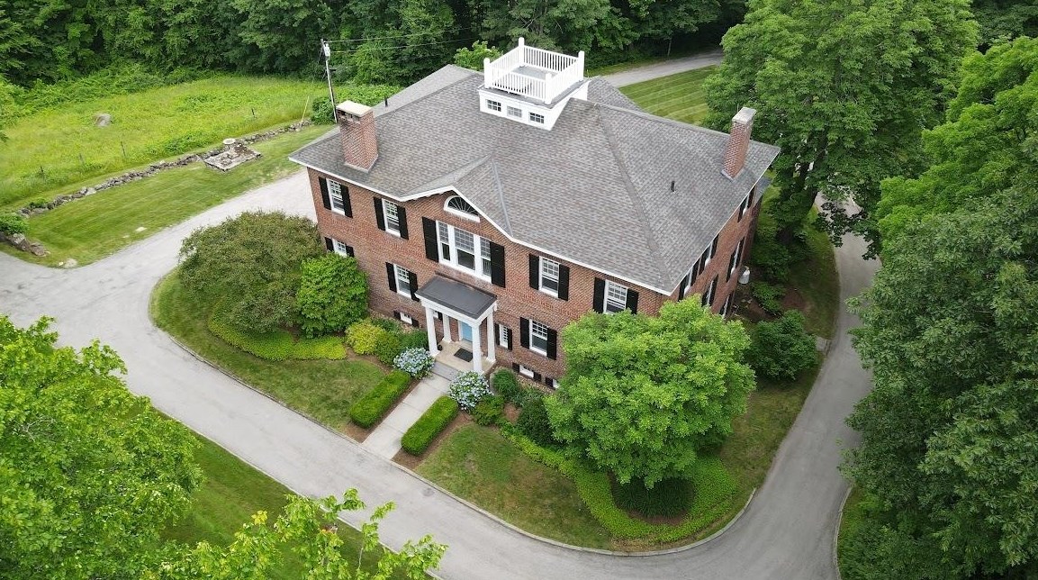 843 Gould Hill Rd, Hopkinton, NH 03229