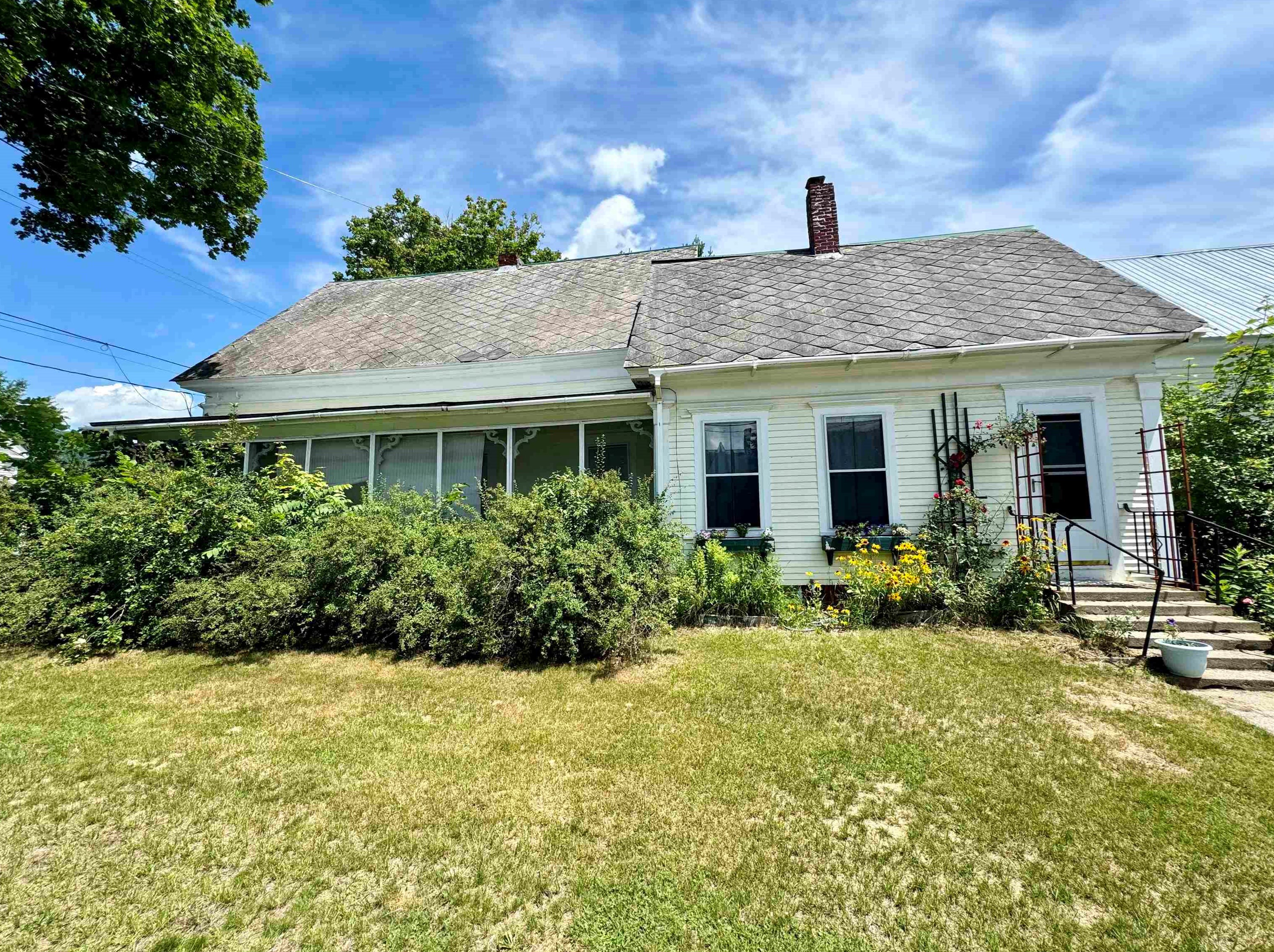 6 Pine St, Landaff, NH 03785
