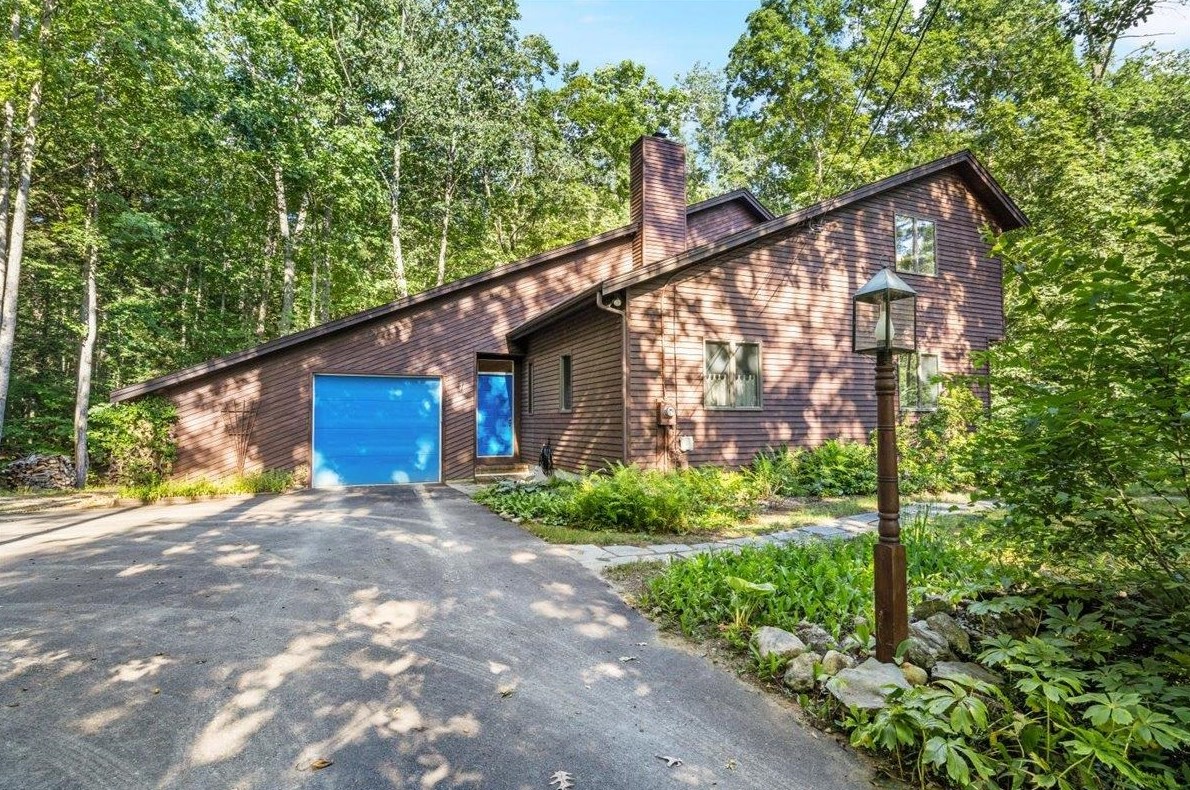 10 Sheep Rd, Lee, NH 03861