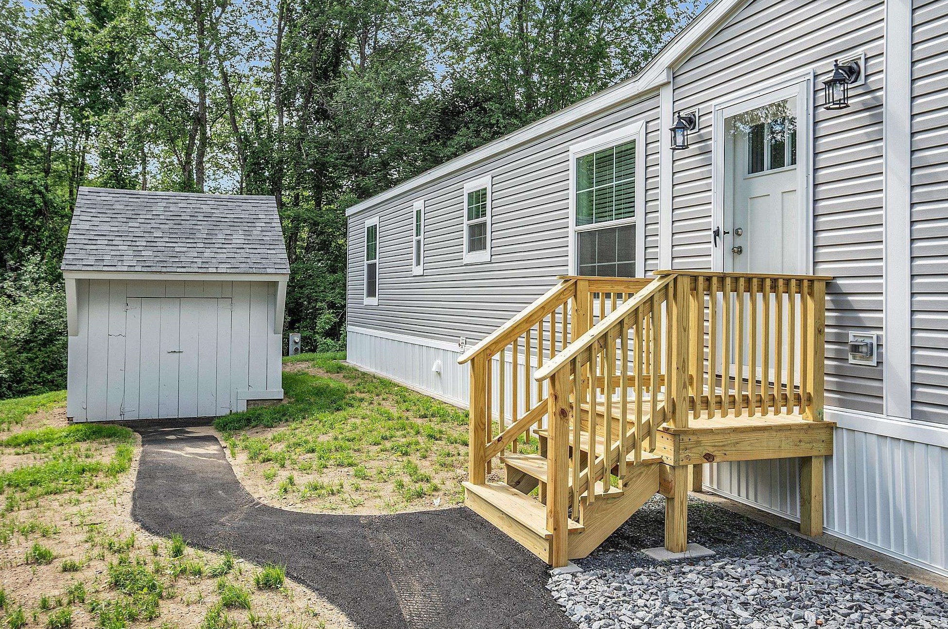 14 Woodland Park, Troy, NH 03465