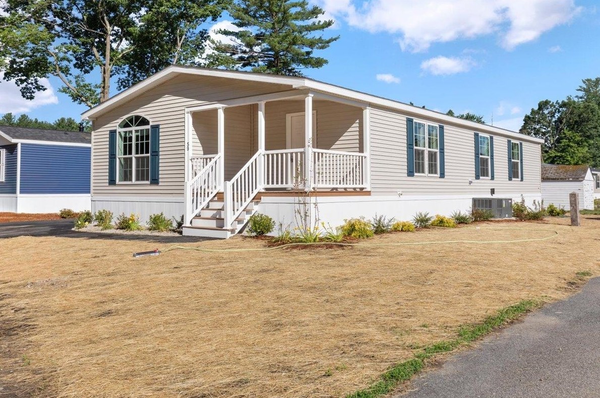 59 Daisy Rd, Salem, NH 03079