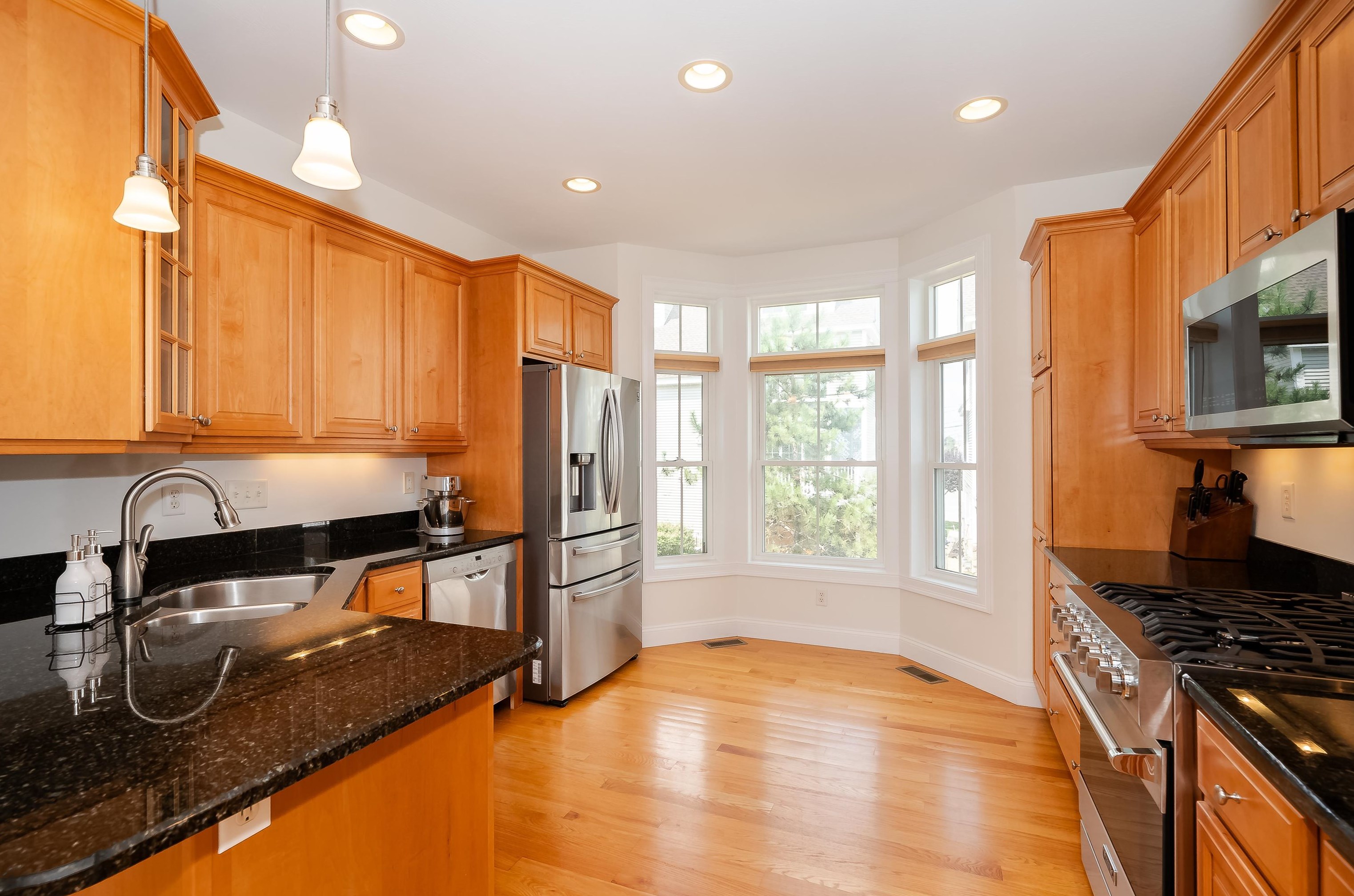 24 Harbor Rd #10, Hampton, NH 03842