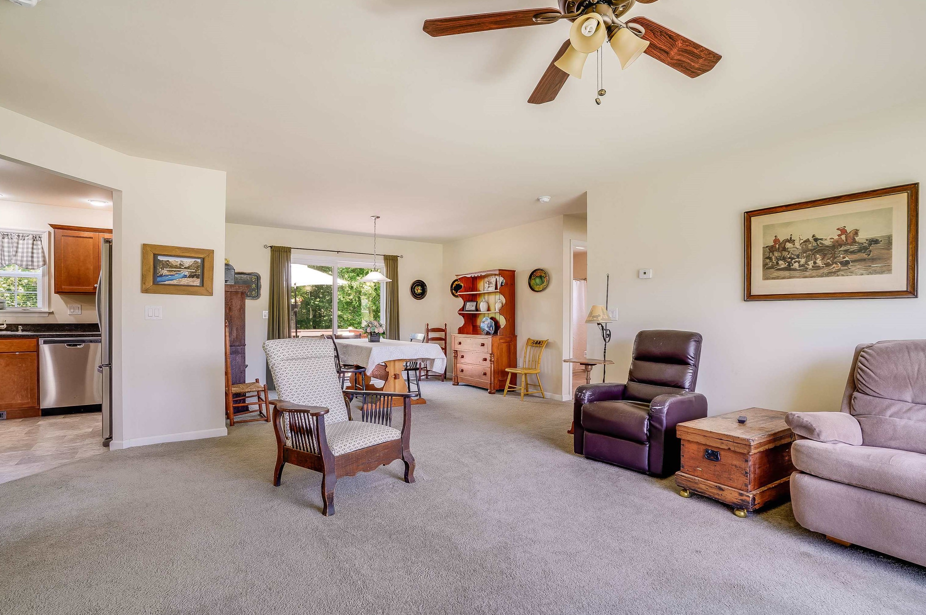 116 Freedom Hill Rd, Hampstead, NH 03841