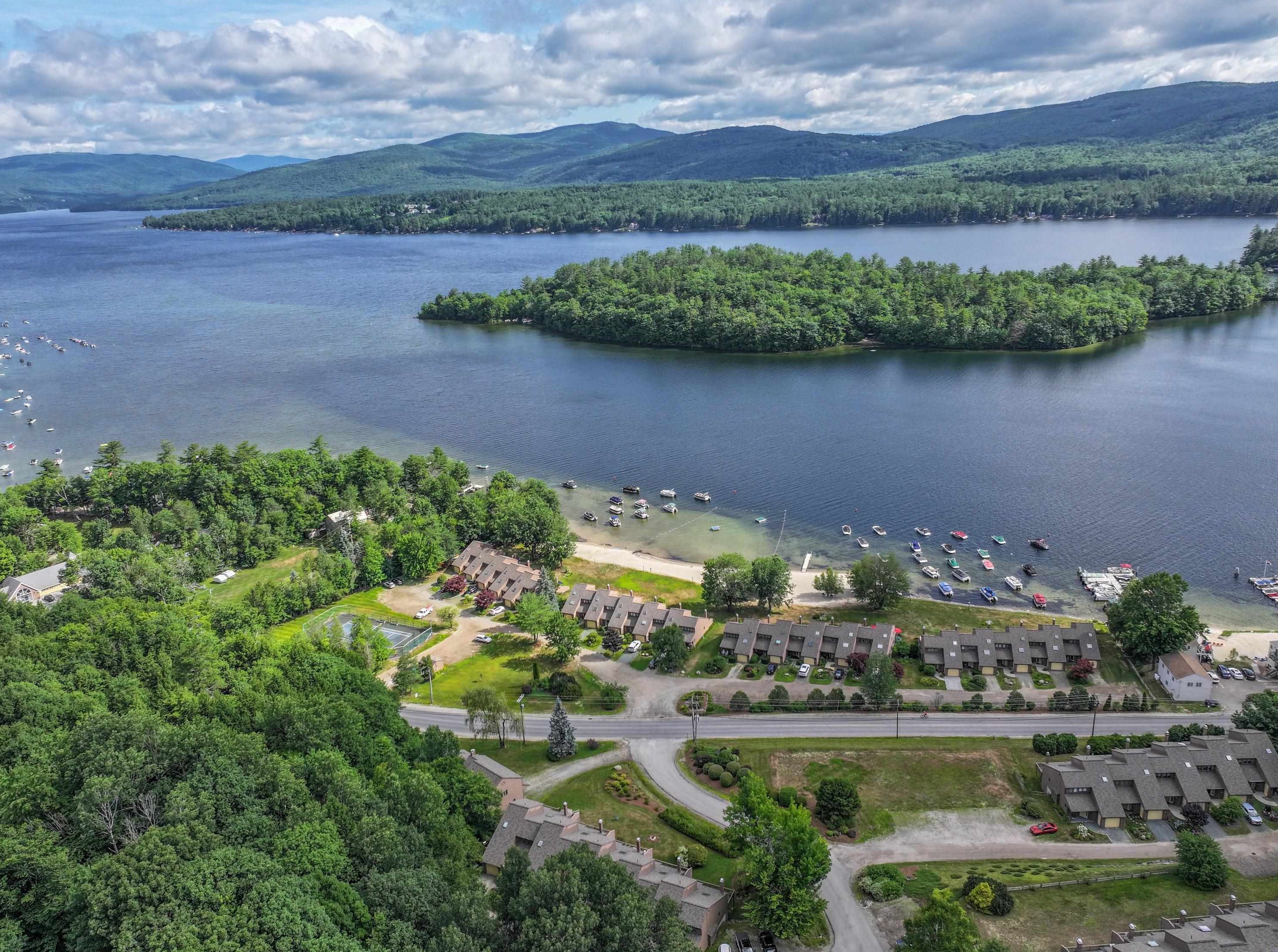 30 Woodbury Dr #24, Bridgewater, NH 03222