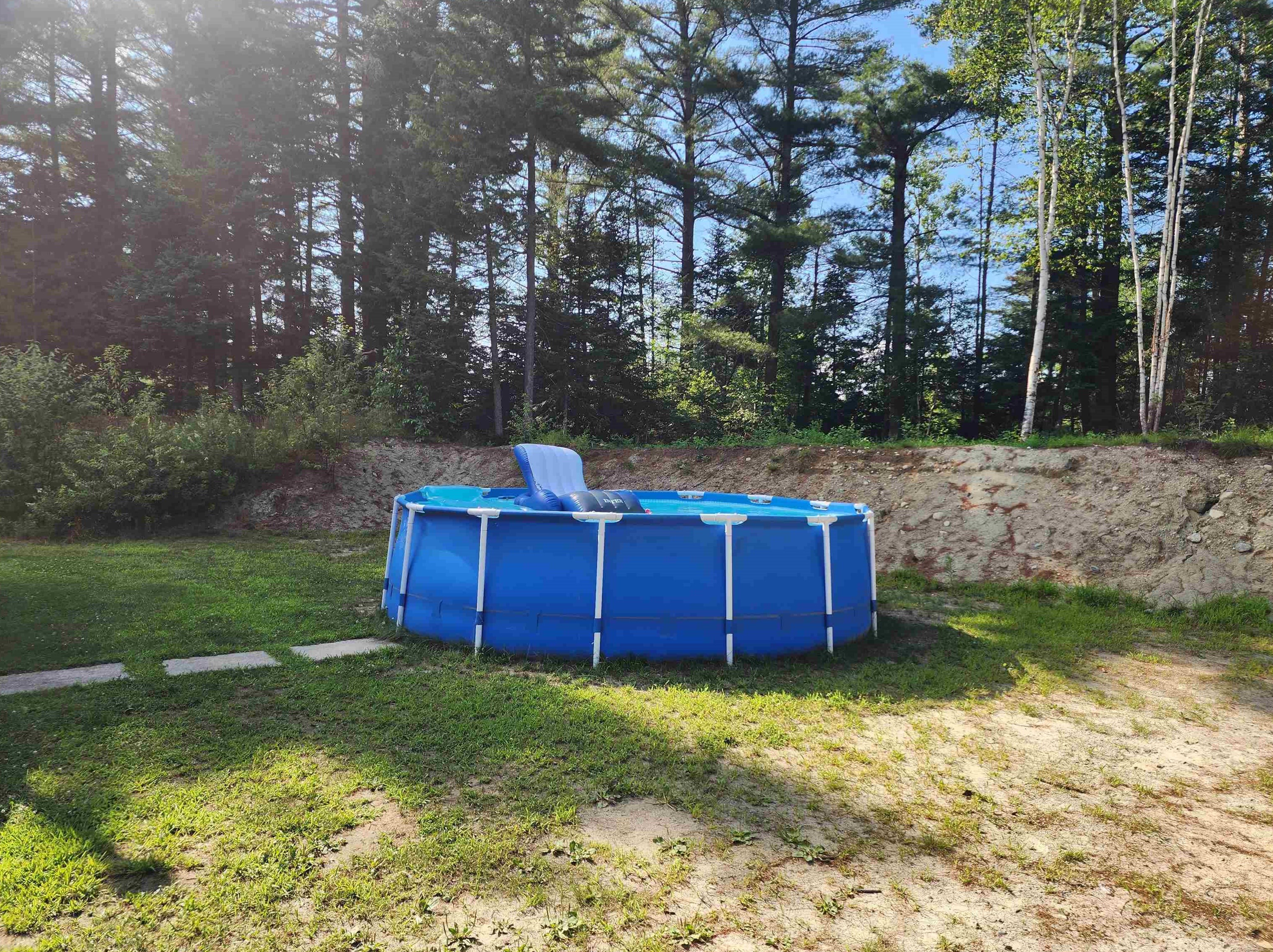 41 Baker Ln, Dummer, NH 03588