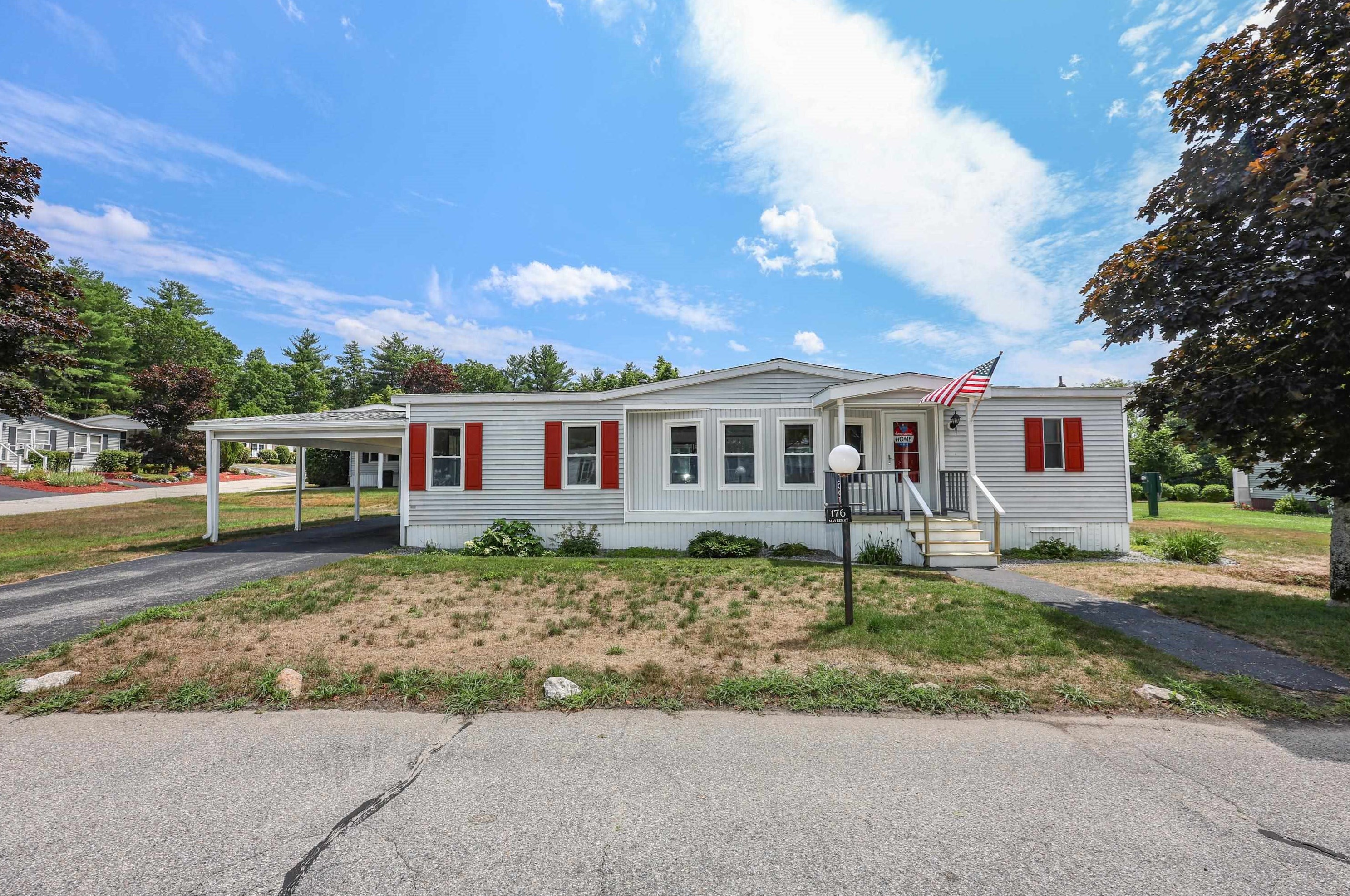 176 Donald Dr, Goffstown, NH 03045