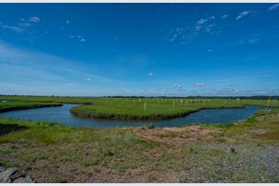 27 Cross Beach Road, Seabrook, NH 03874 - Photo 1