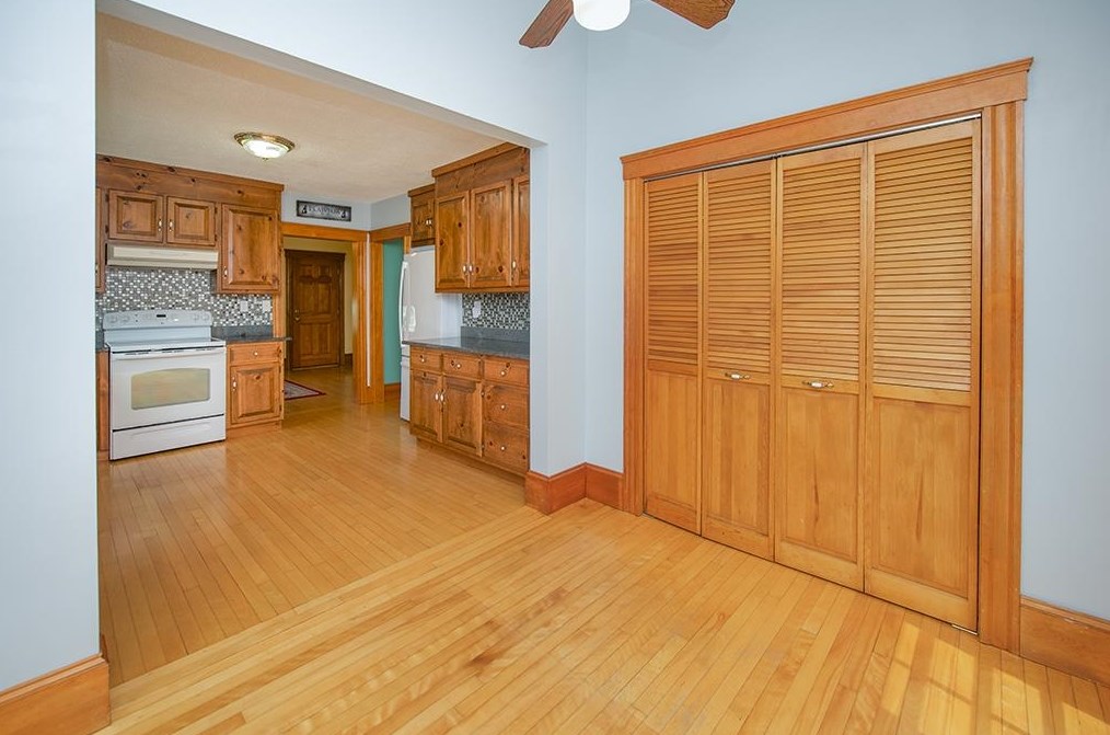 35 Main St, Plaistow NH 03865-3034 exterior