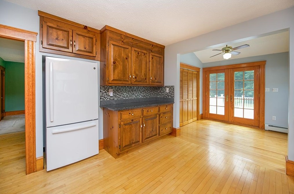 35 Main St, Plaistow NH  03865-3005 exterior