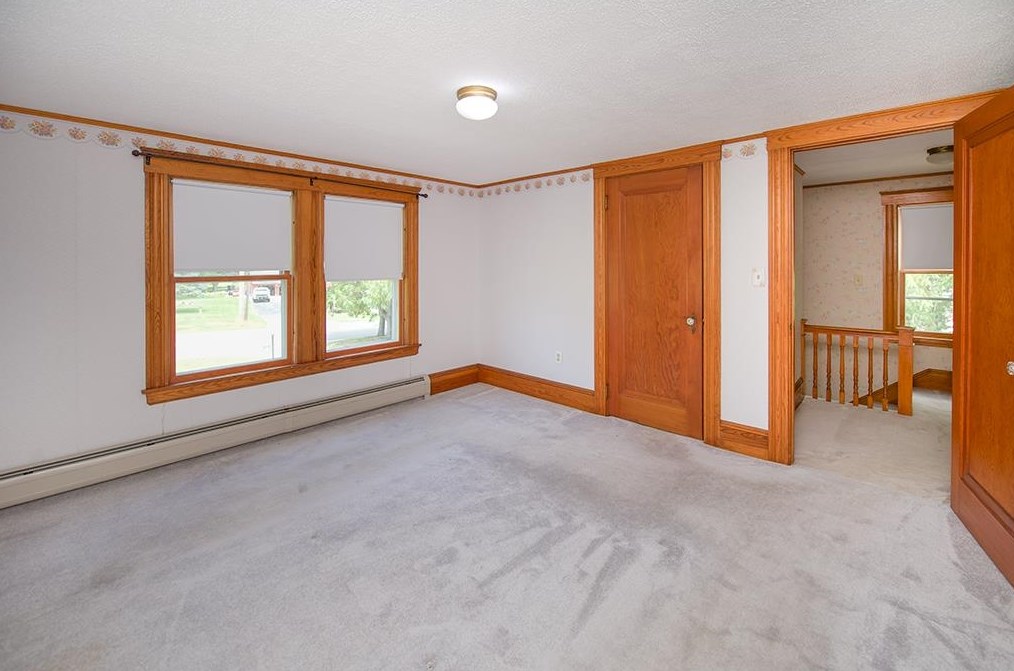 35 Main St, Plaistow NH 03865-3034 exterior