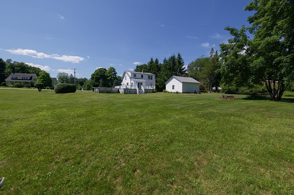 35 Main St, Plaistow NH 03865-3034 exterior