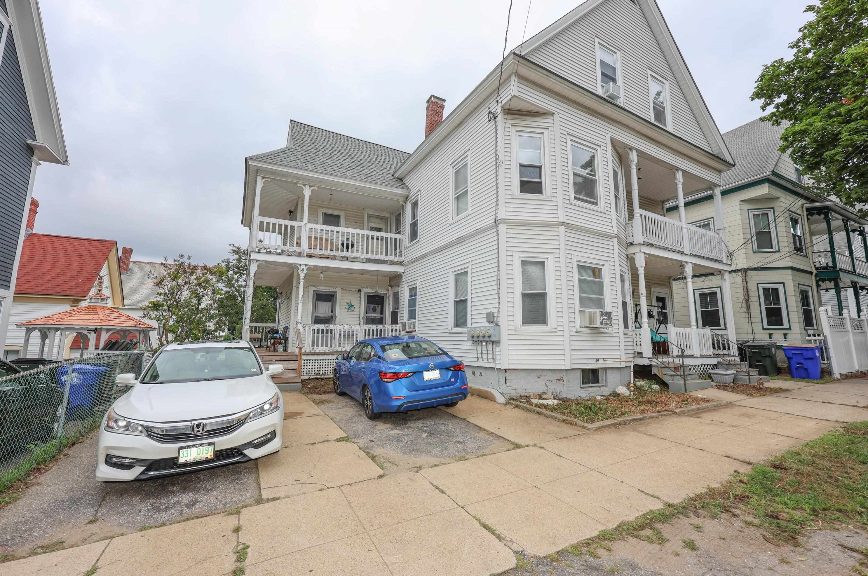 94 Ashland St, Manchester NH  03104-5117 exterior