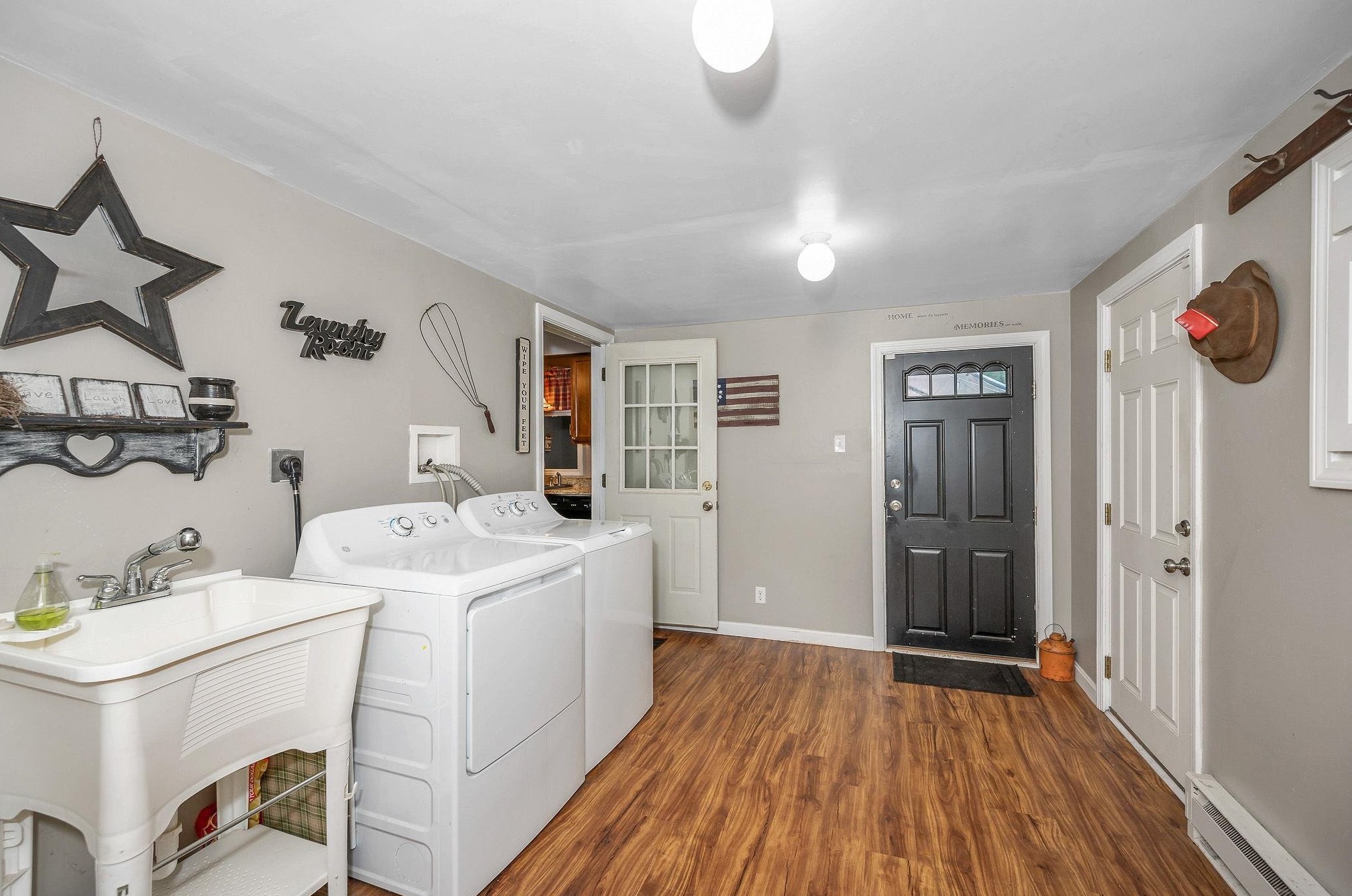 3 Economou Ave, Pelham, NH 03076