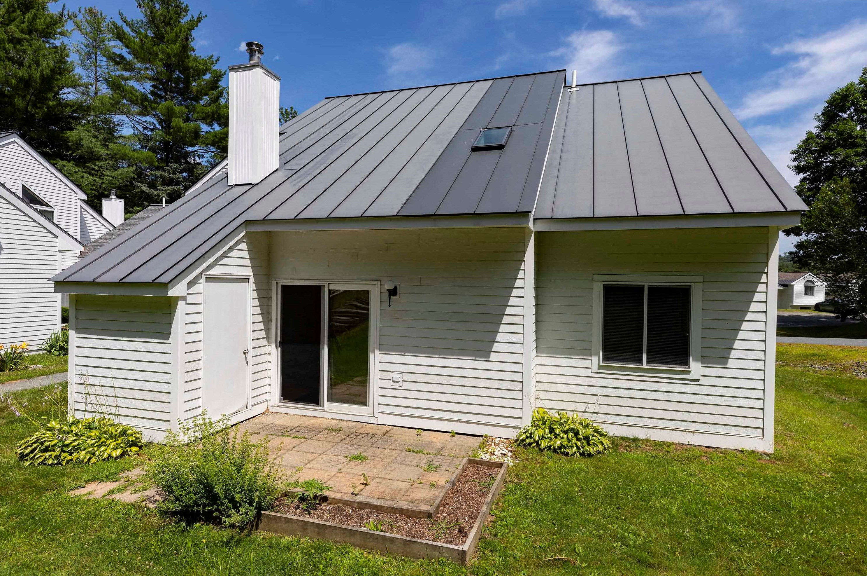 26 Marsten Ln, Enfield, NH 03748-4144