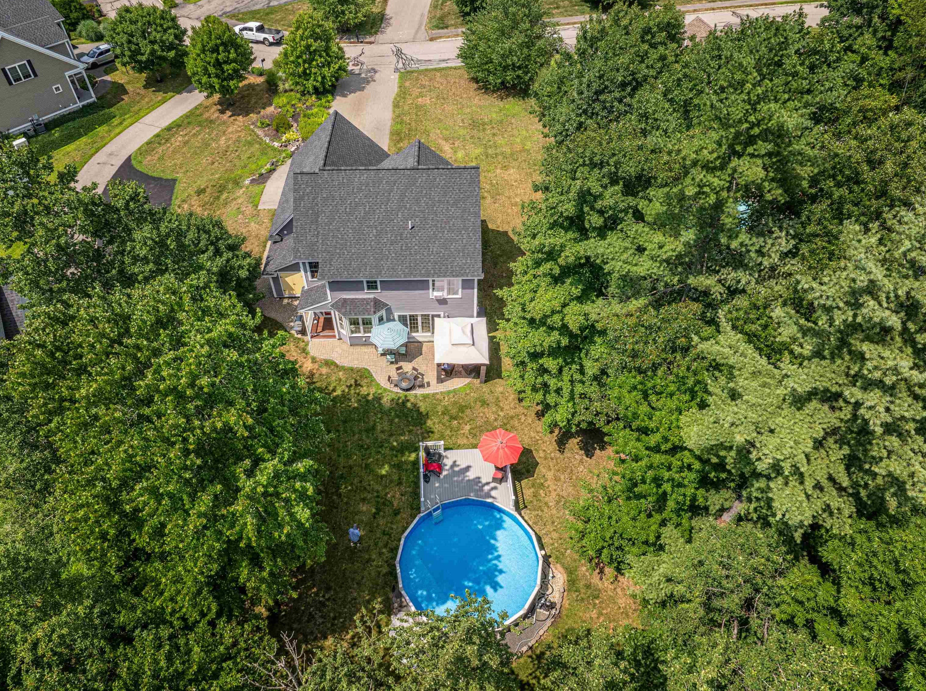 85 Boxwood Ln, Dover, NH 03820