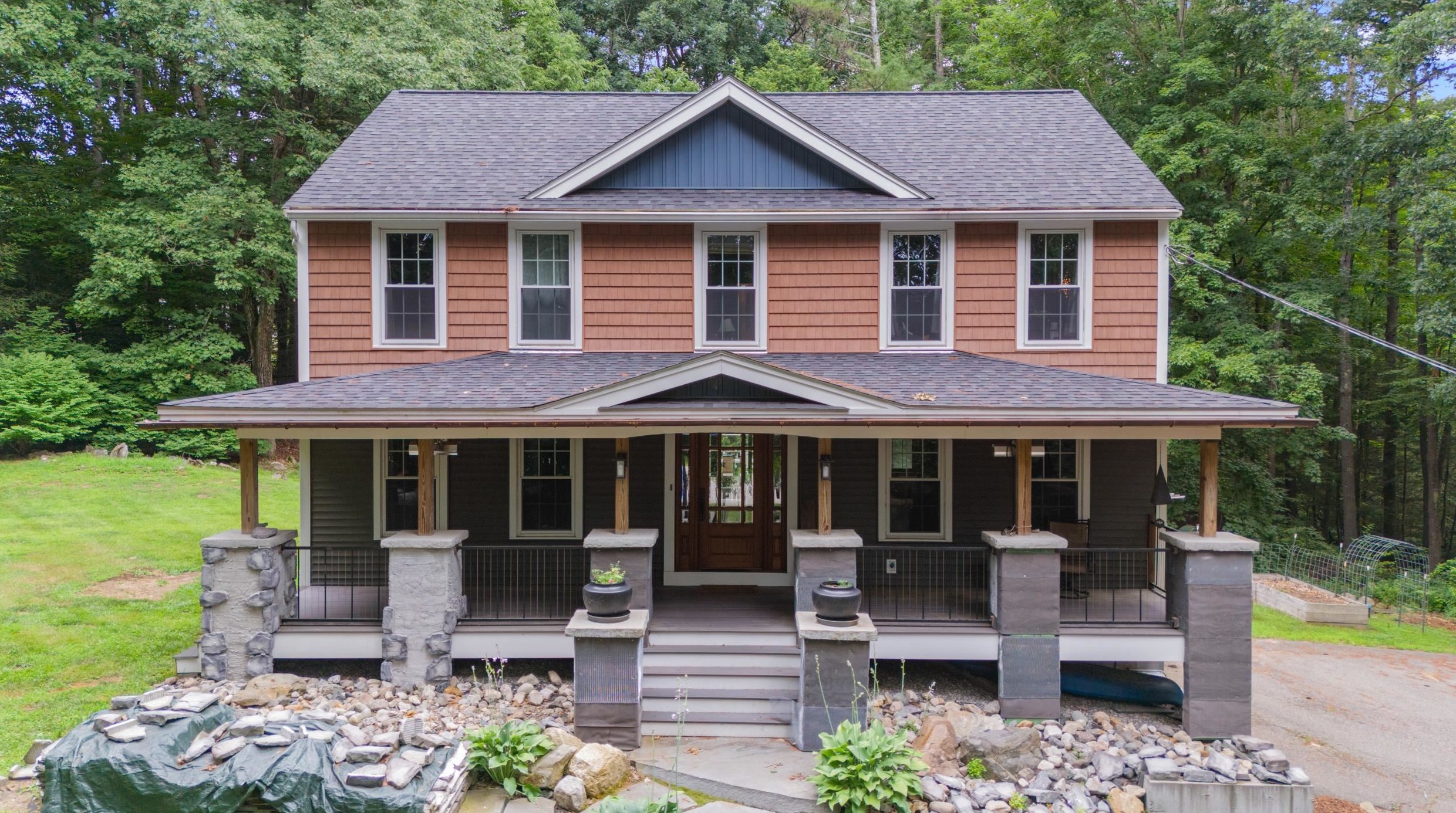 54 Golden Meadow Rd, Hampstead, NH 03841