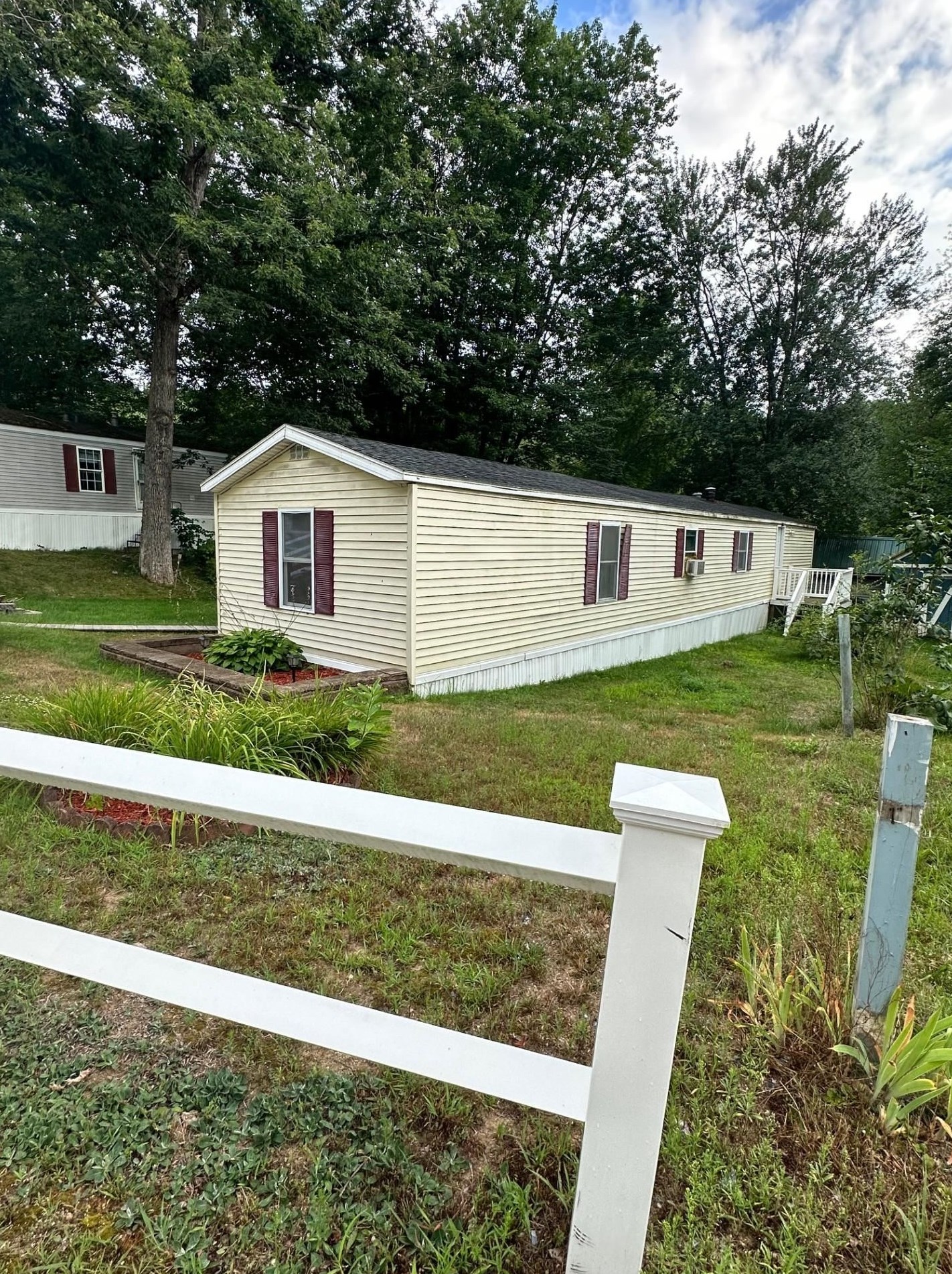 5 Jackson Ave, Allenstown, NH 03275