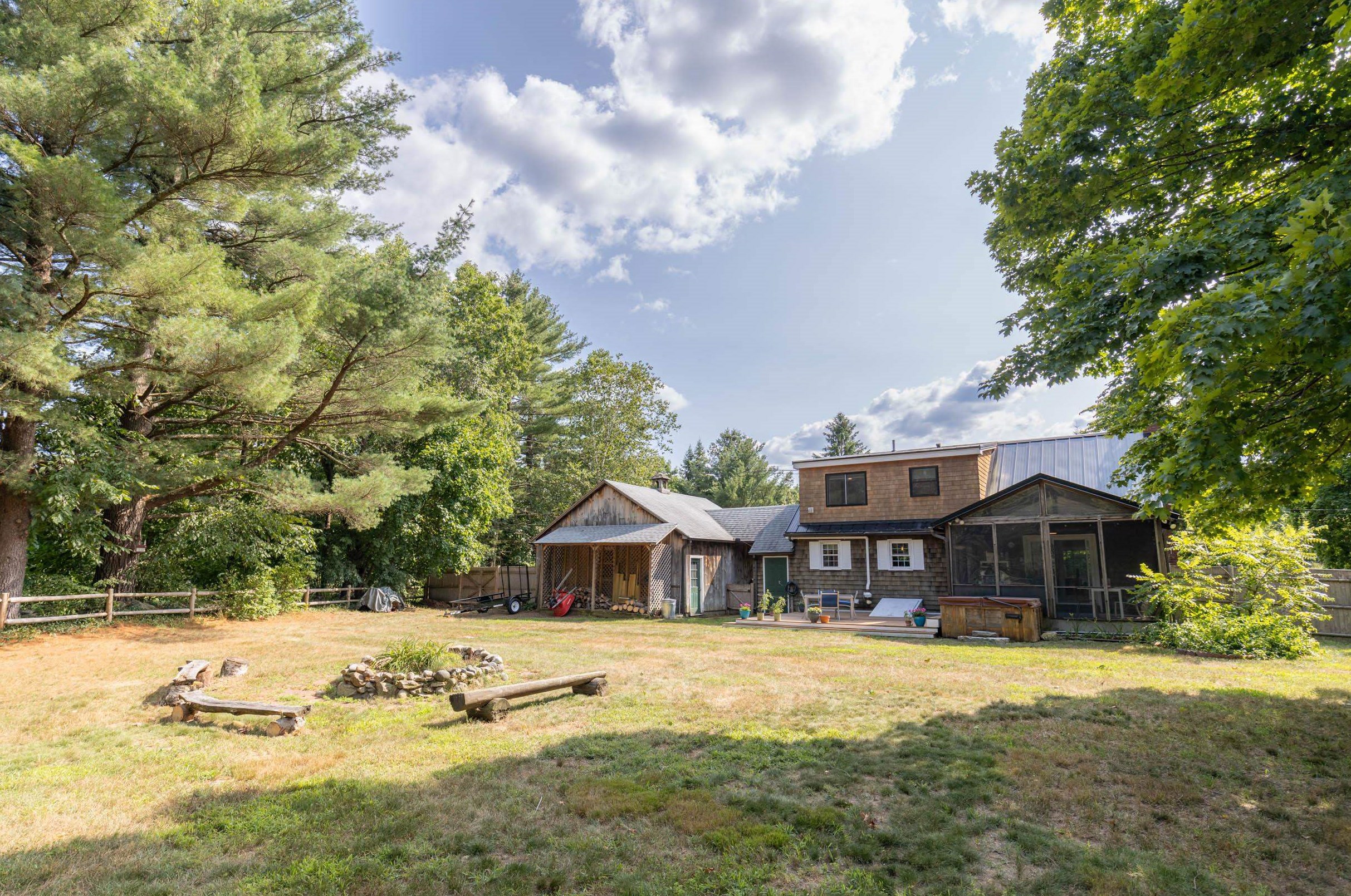 388 Boston Post Rd, Amherst NH  03031-2730 exterior